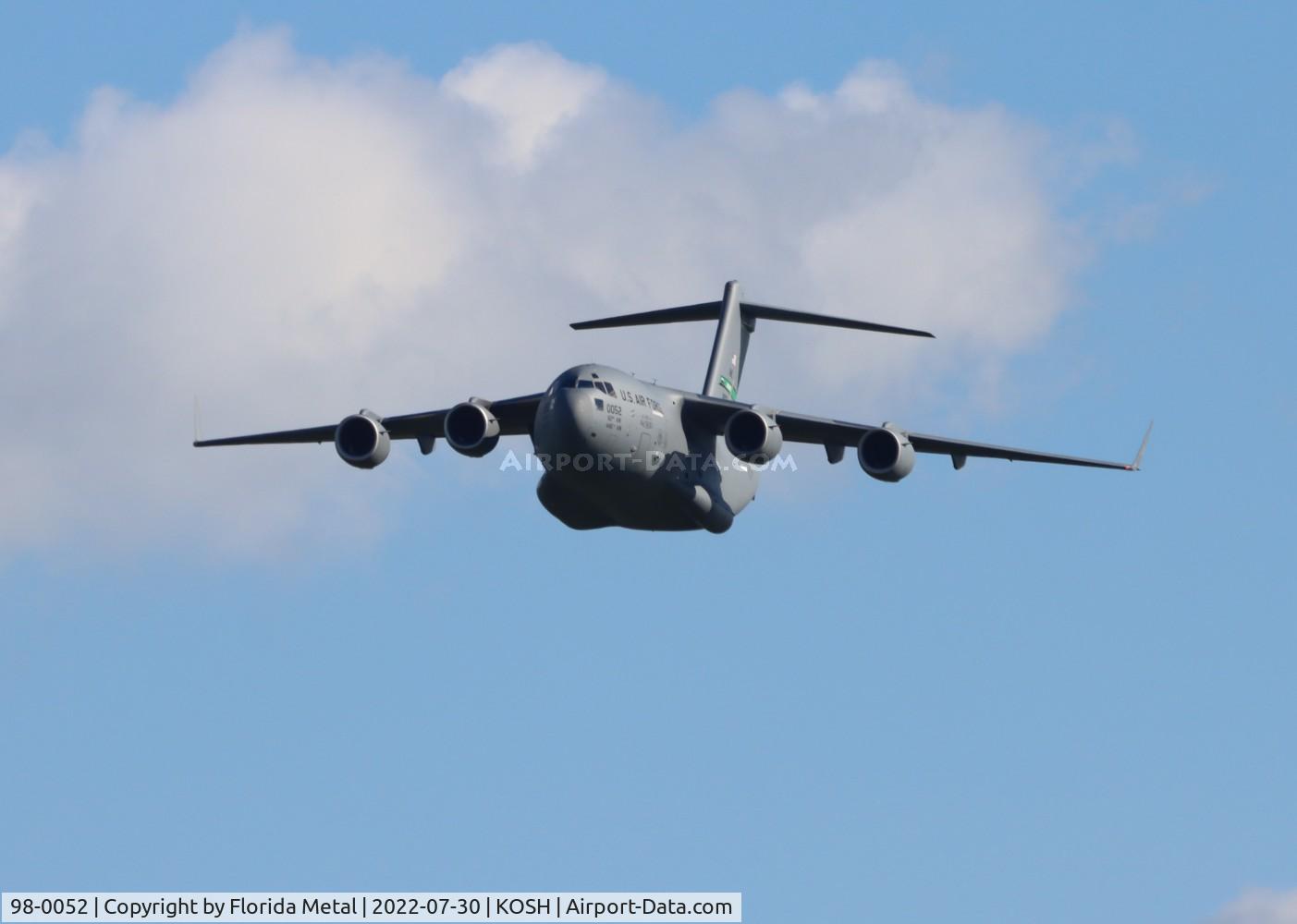 98-0052, 1998 Boeing C-17A Globemaster III C/N 50056/P-52, OSH 2022
