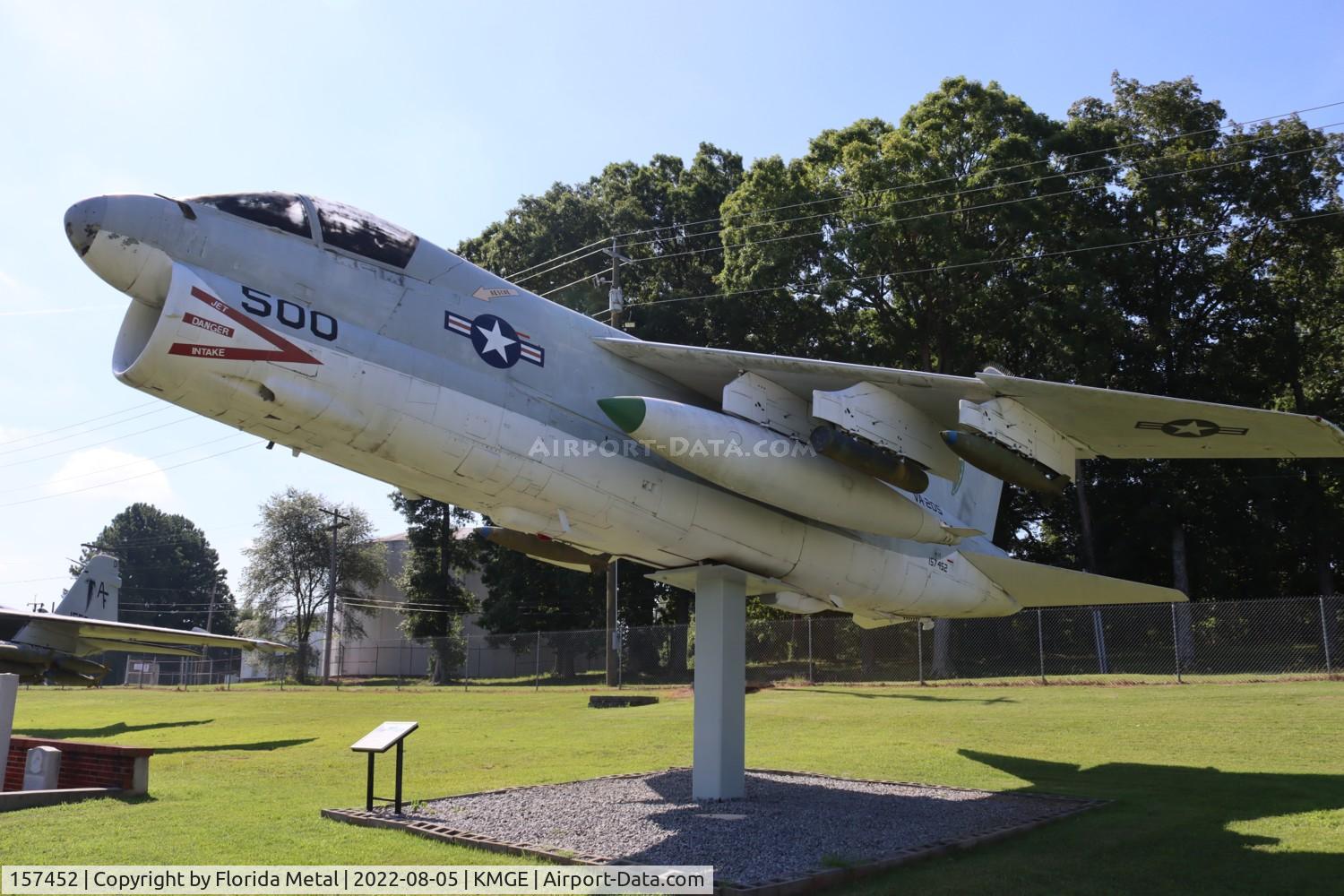 157452, LTV A-7E Corsair II C/N E-175, Dobbins 2022