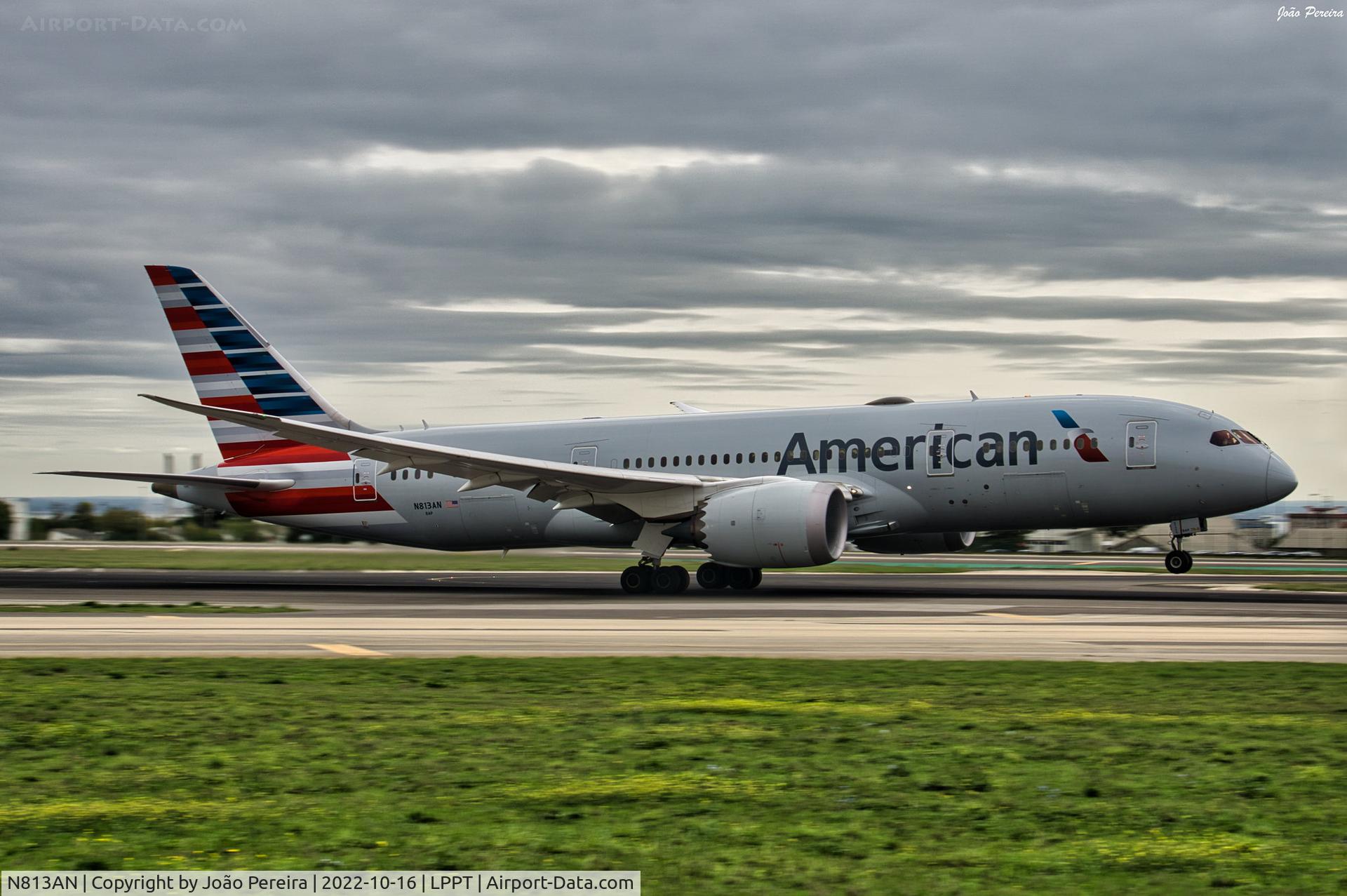 N813AN, 2016 Boeing 787-8 Dreamliner Dreamliner C/N 40631, American B788 at LPPT