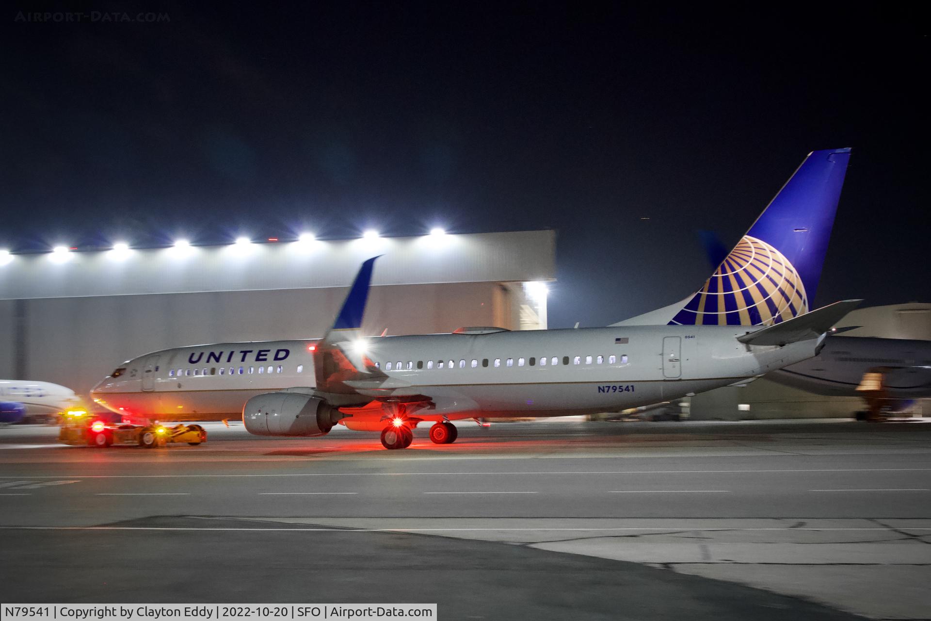 N79541, 2017 Boeing 737-824 C/N 63725, SFO 2022.