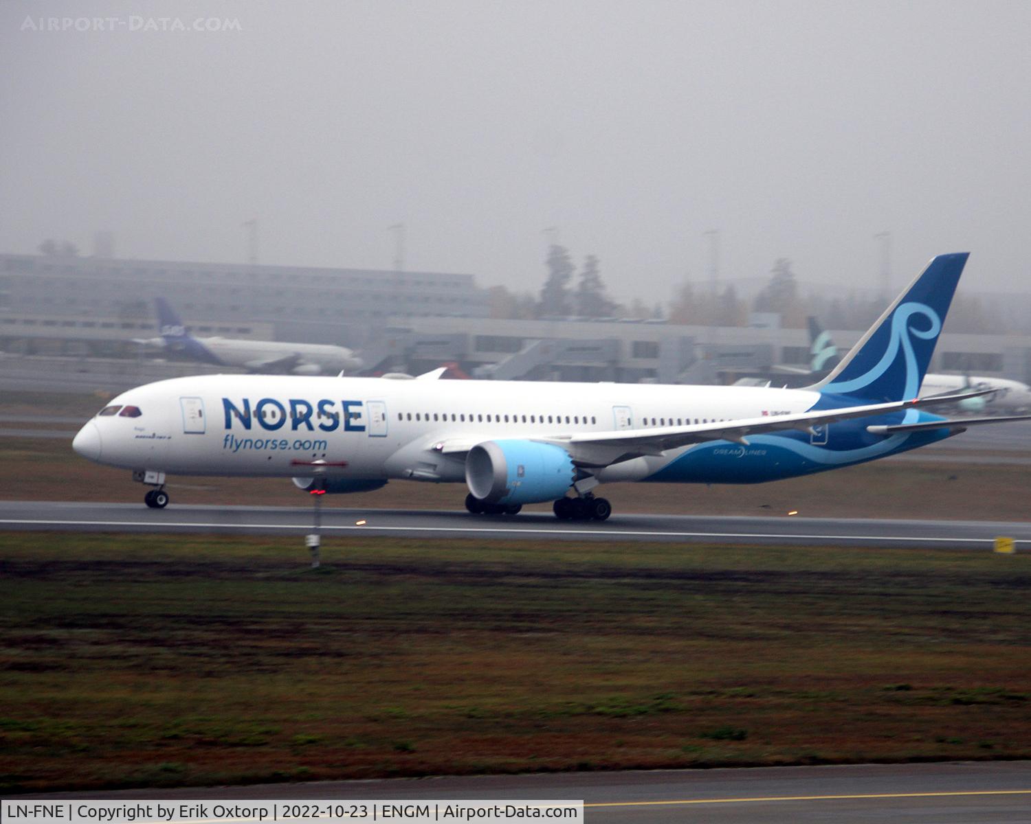 LN-FNE, 2018 Boeing 787-9 Dreamliner Dreamliner C/N 3878, LN-FNE taking off from OSL