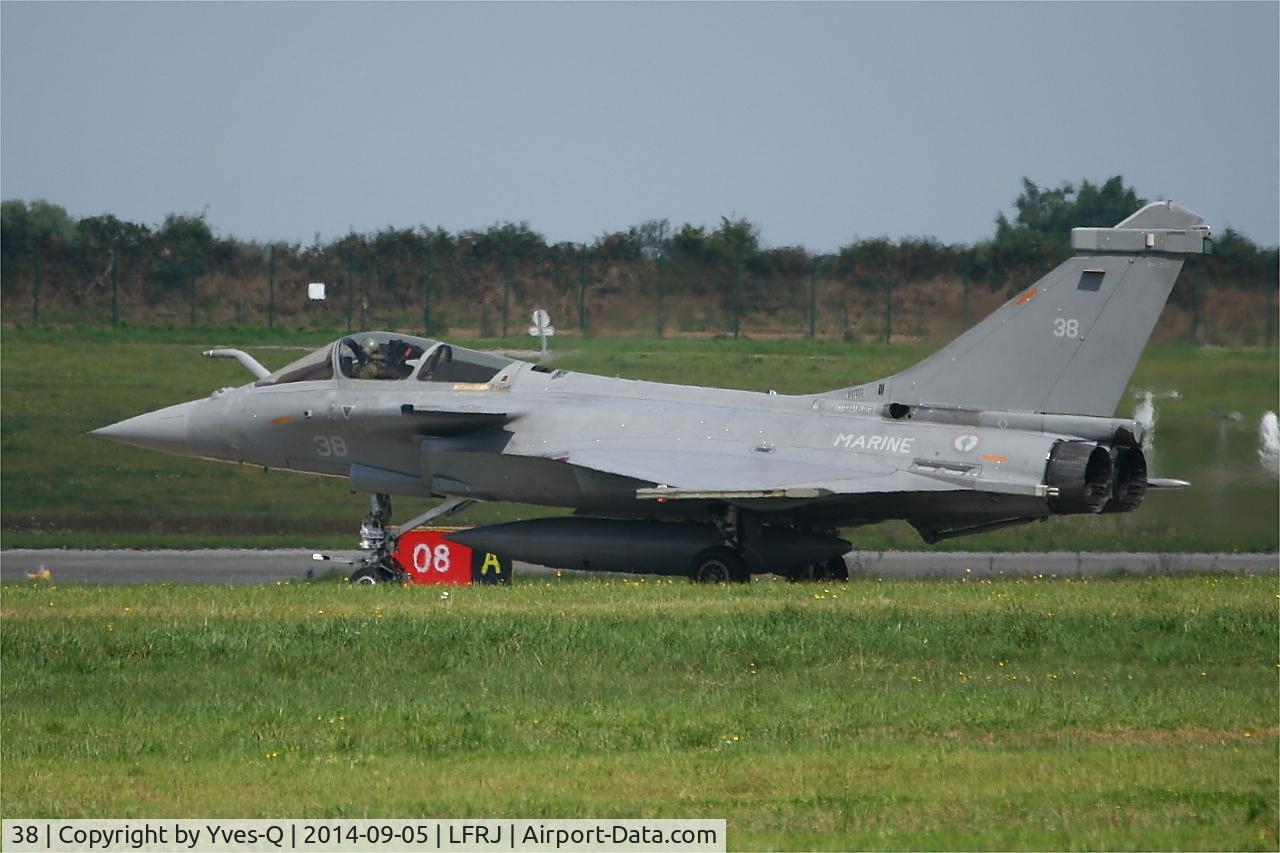 38, 2013 Dassault Rafale M C/N 38, Dassault Rafle M, Holding point rwy 08, Landivisiau Naval Air Base (LFRJ)