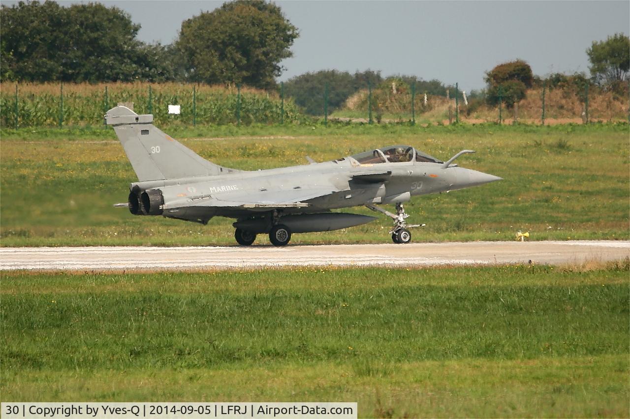30, Dassault Rafale M C/N 30, Dassault Rafle M, Ready to take off rwy 08, Landivisiau Naval Air Base (LFRJ)
