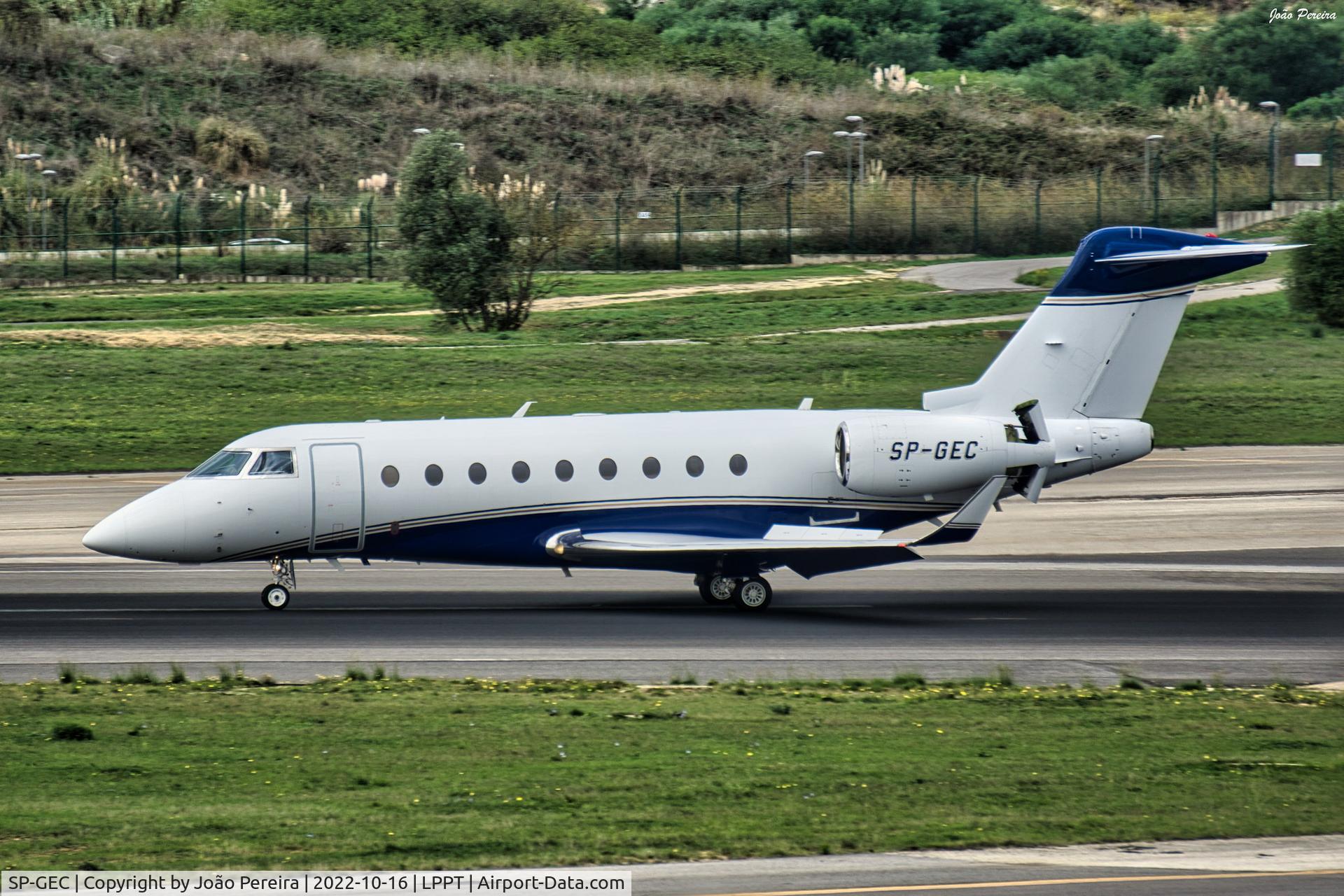 SP-GEC, 2014 Israel Aircraft Industries Gulfstream G280 C/N 2042, AMC Gulfstream at LPPT