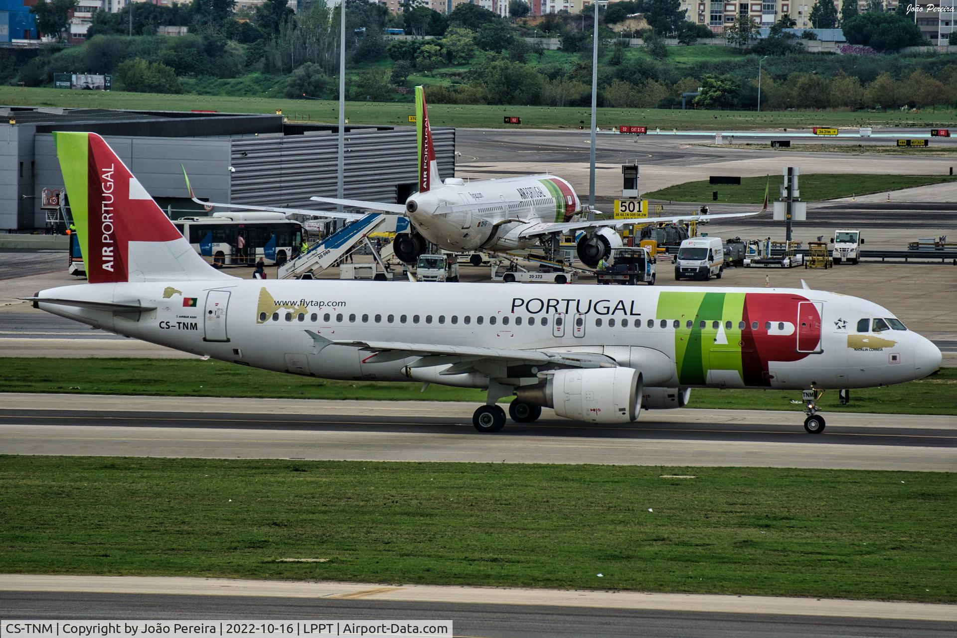 CS-TNM, 2002 Airbus A320-214 C/N 1799, TAP A320 at LPPT