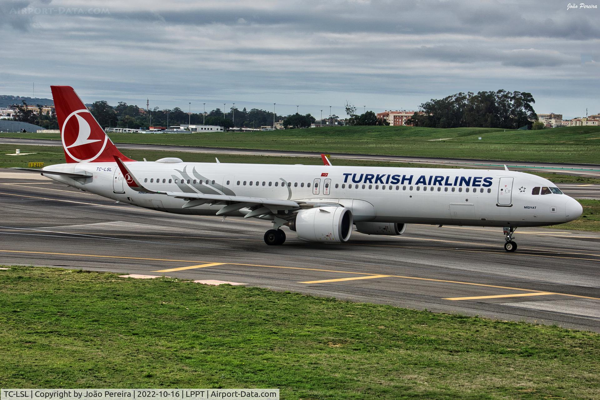TC-LSL, 2020 Airbus A321-271NX C/N 9000, Turkish A321NX at LPPT