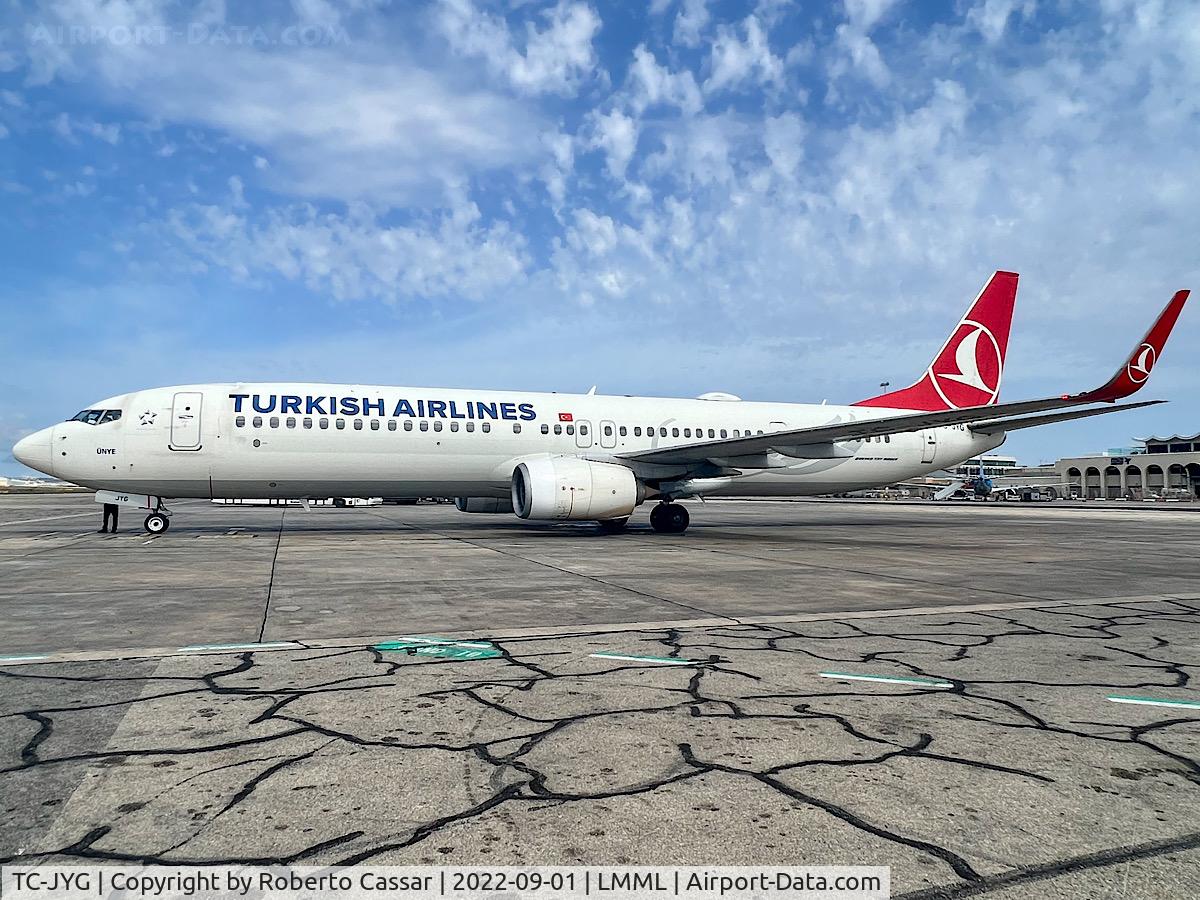 TC-JYG, 2012 Boeing 737-9F2/ER C/N 40983, Park 9