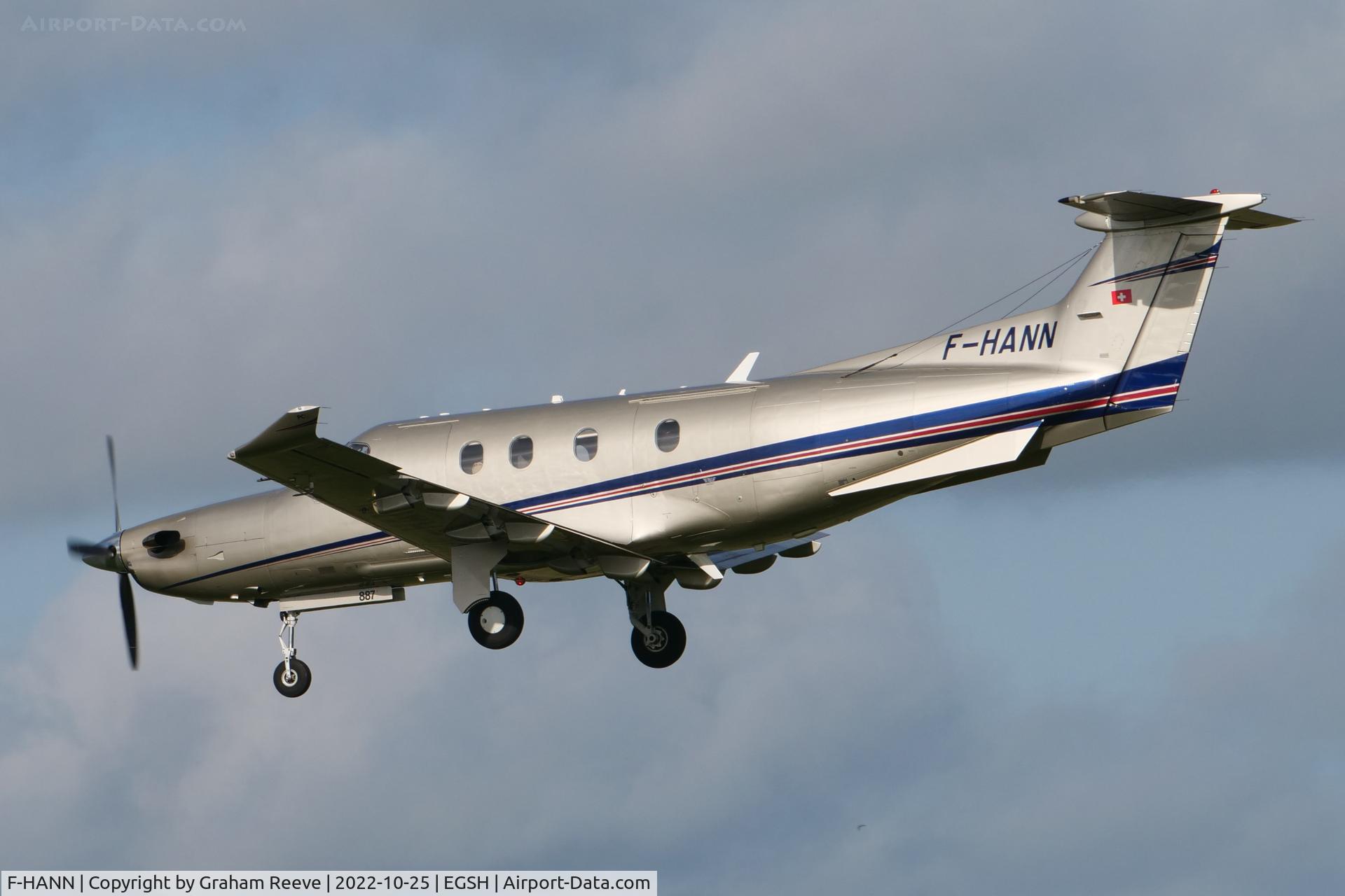 F-HANN, 2008 Pilatus PC-12/47E C/N 887, Landing at Norwich.