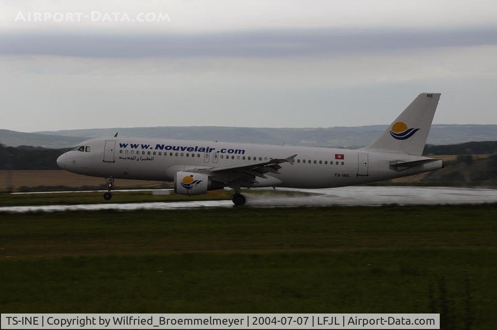 TS-INE, 1991 Airbus A320-211 C/N 222, Landing at Metz Airport.