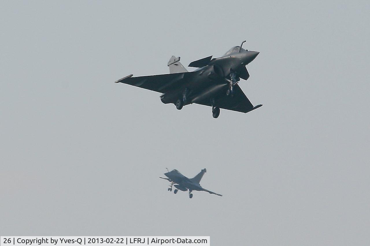 26, Dassault Rafale M C/N 26, Dassault Rafale M, Short approach rwy 08, Landivisiau Naval Air Base (LFRJ)