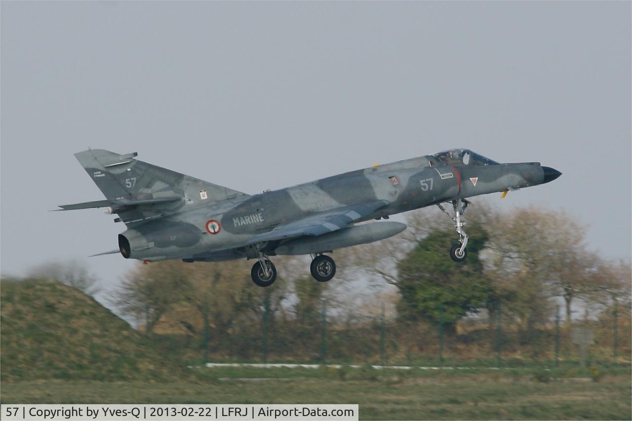 57, Dassault Super Etendard C/N 63, Dassault Super Etendard M, On final rwy 08, Landivisiau Naval Air Base (LFRJ)