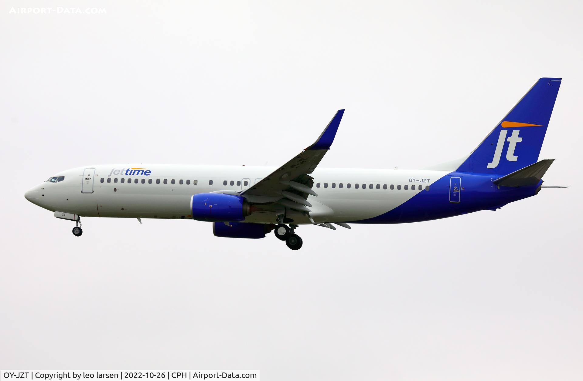 OY-JZT, 2013 Boeing 737-8AL C/N 39057, Copenhagen 26.10.2022 delivery from paintshop in Shannon.