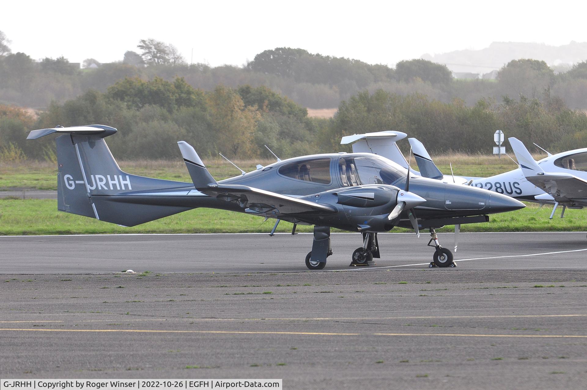 G-JRHH, 2020 Diamond DA-42 NG Twin Star C/N 42.N396, Visiting Twin Star.
