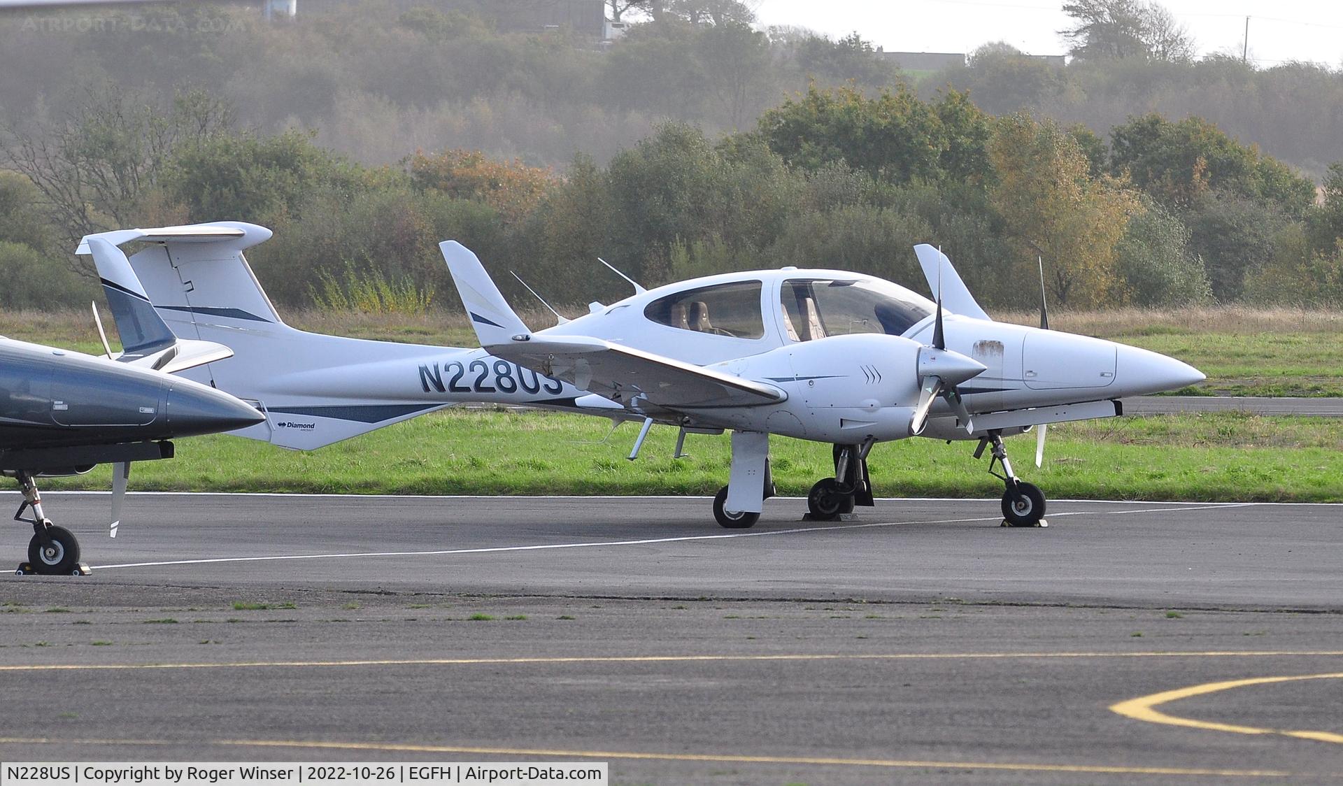 N228US, 2008 Diamond DA-42 Twin Star C/N 42.347, Visiting Twin Star.