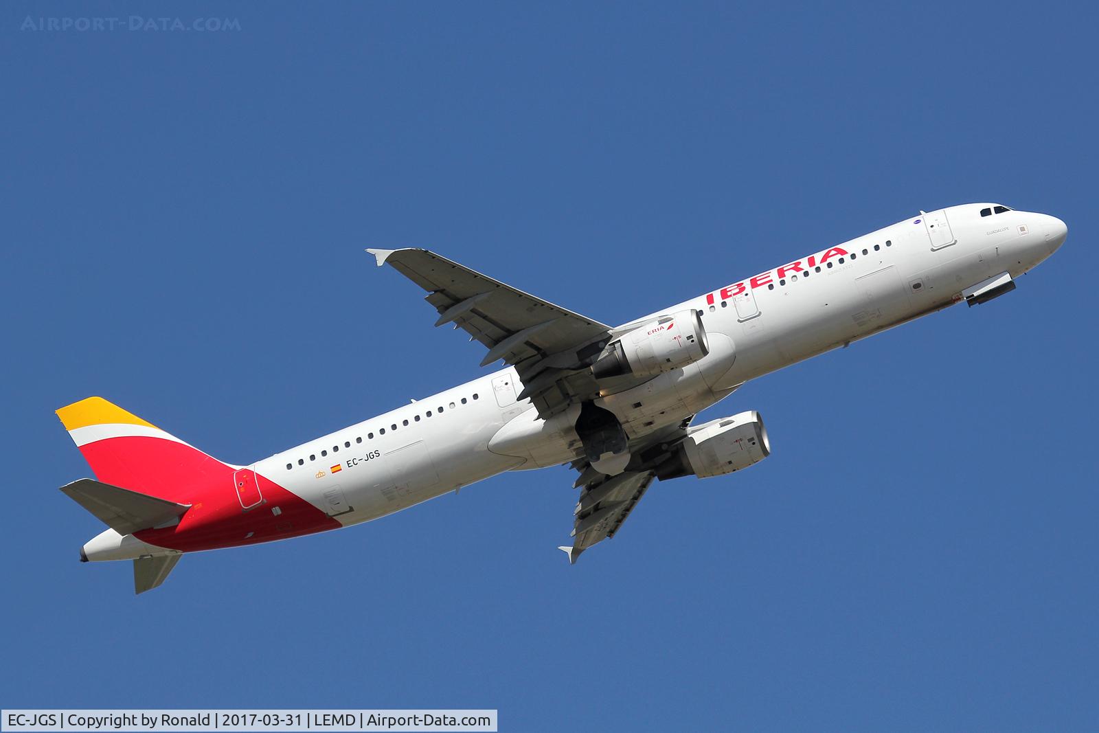 EC-JGS, 2005 Airbus A321-211 C/N 2472, at mad