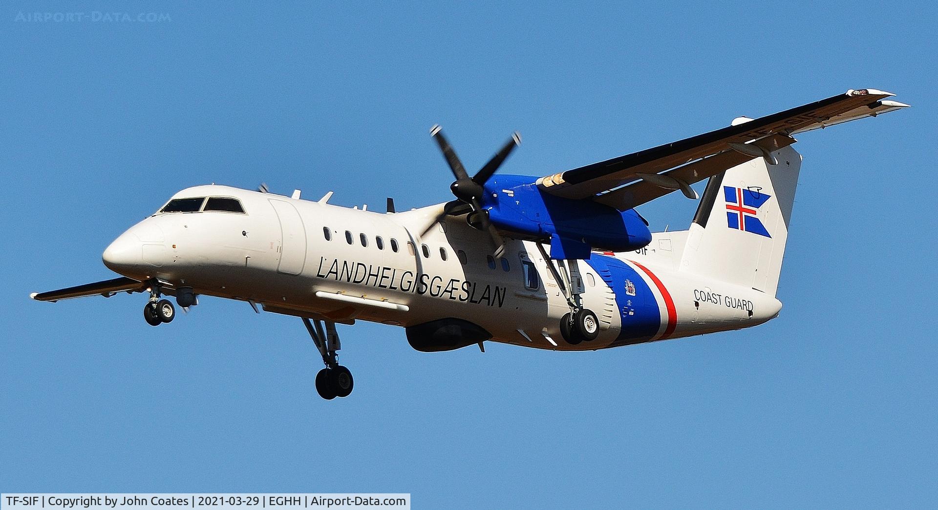 TF-SIF, 2008 De Havilland Canada DHC-8-314 Dash 8 C/N 660, Approach to 26