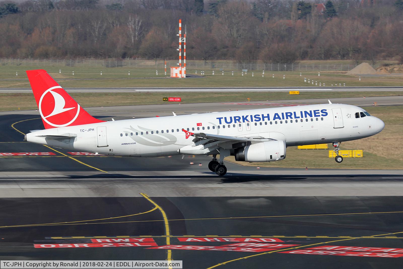 TC-JPH, 2007 Airbus A320-232 C/N 3185, at dus