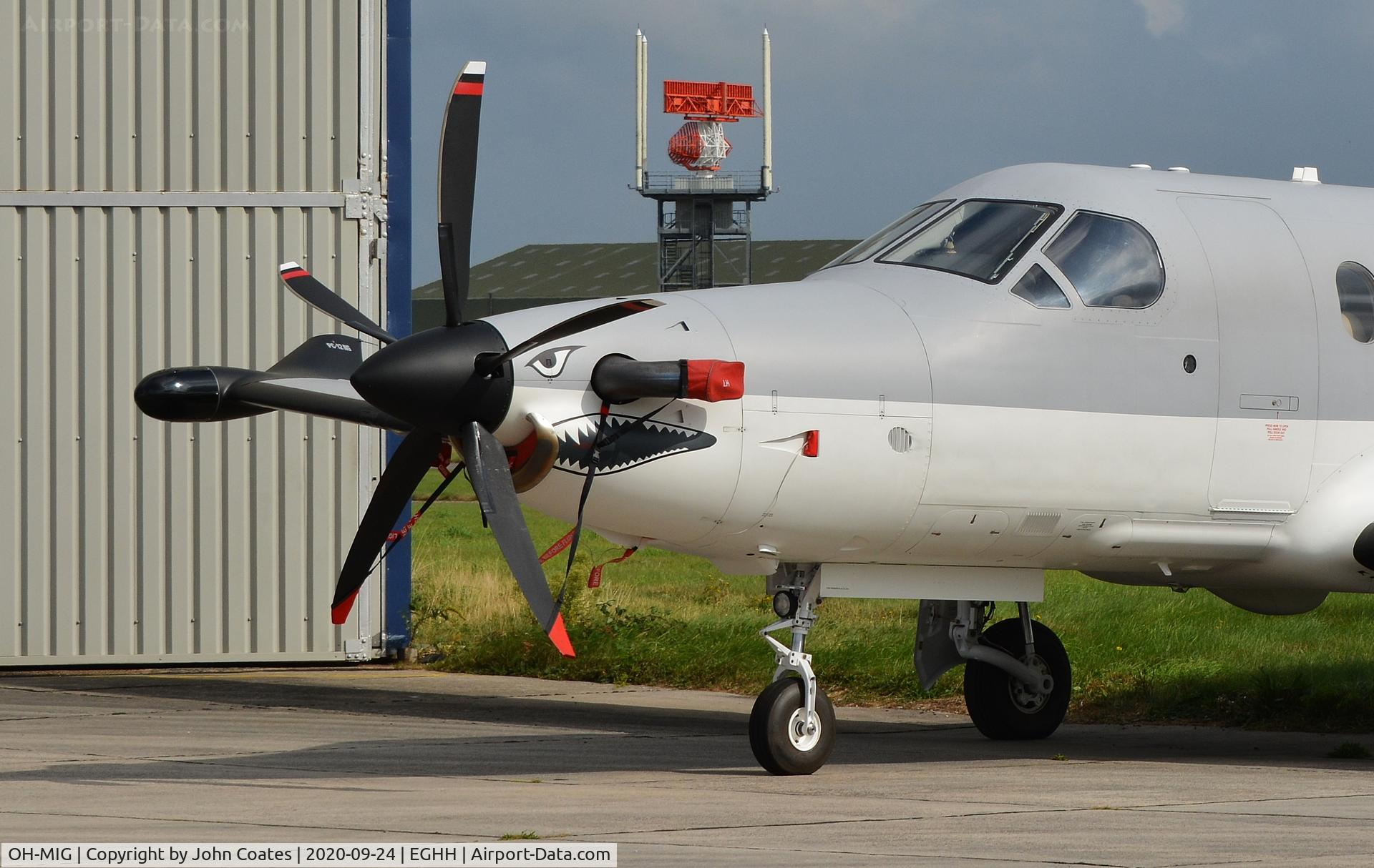 OH-MIG, Pilatus PC-12 / 47E C/N 1651, Close up at nose