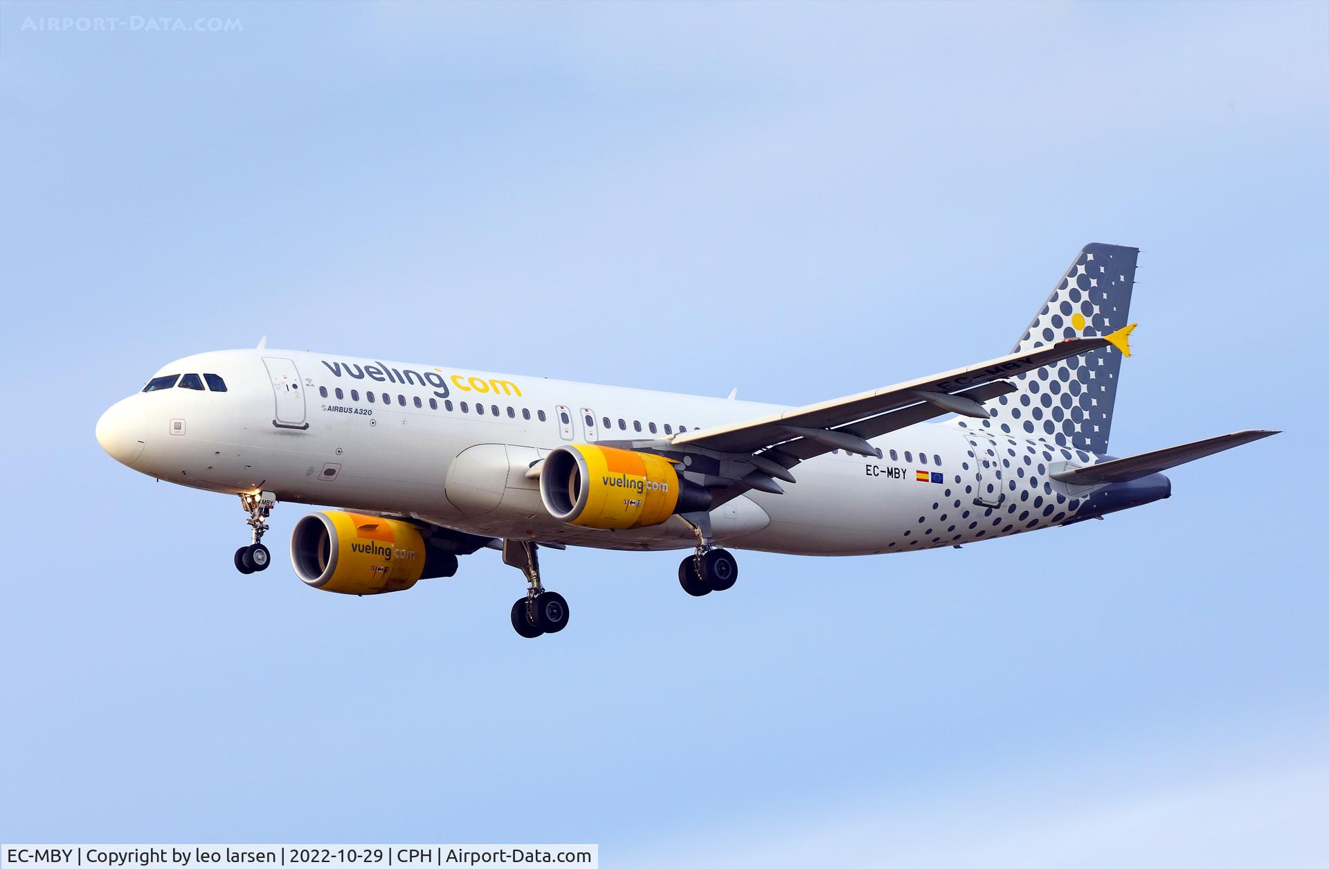EC-MBY, 2011 Airbus A320-214 C/N 4674, Copenhagen 29.10.2022