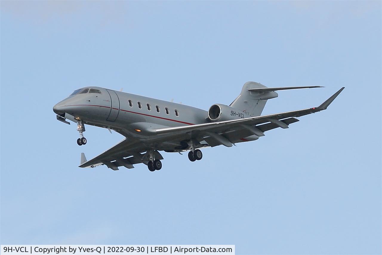 9H-VCL, 2015 Bombardier Challenger 300 (BD-100-1A10) C/N 20606, Bombardier Challenger 300, Short approach rwy 23, Bordeaux Mérignac airport (LFBD-BOD)