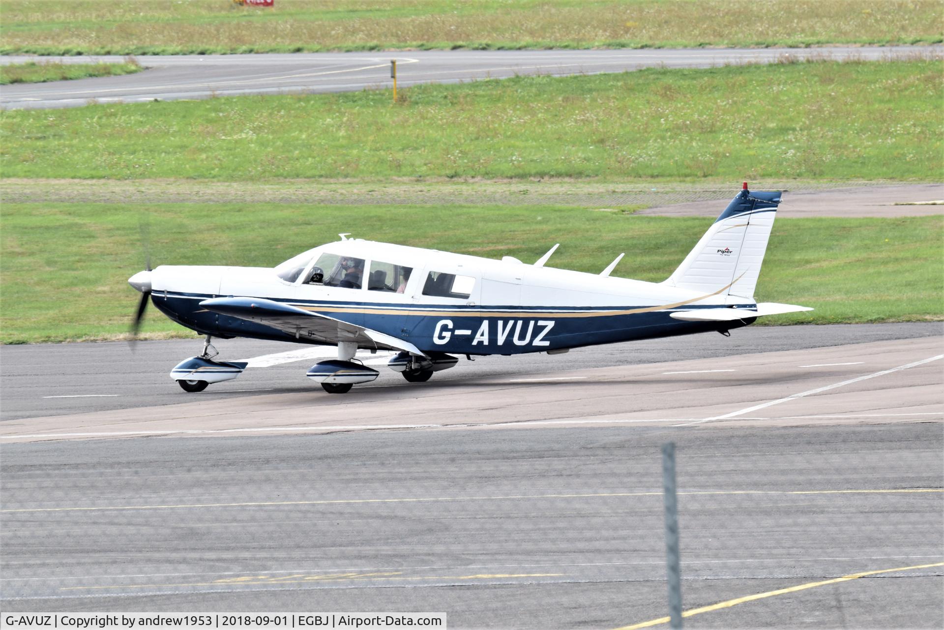 G-AVUZ, 1967 Piper PA-32-300 Cherokee Six Cherokee Six C/N 32-40302, G-AVUZ at Gloucestershire Airport.