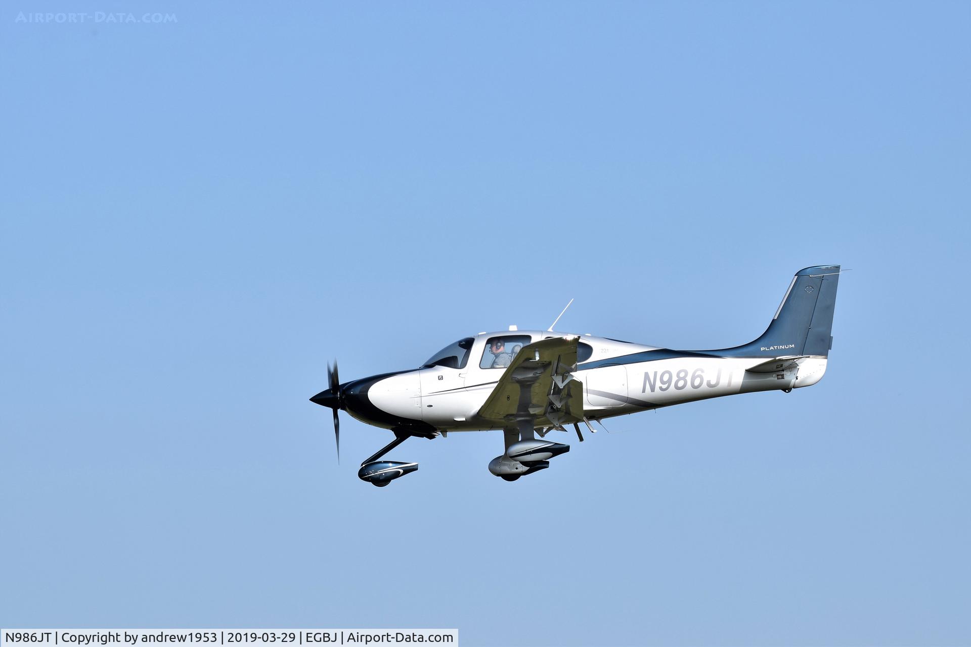 N986JT, 2014 Cirrus SR-22T GTS Platinum C/N 0937, N986JT at Gloucestershire Airport.