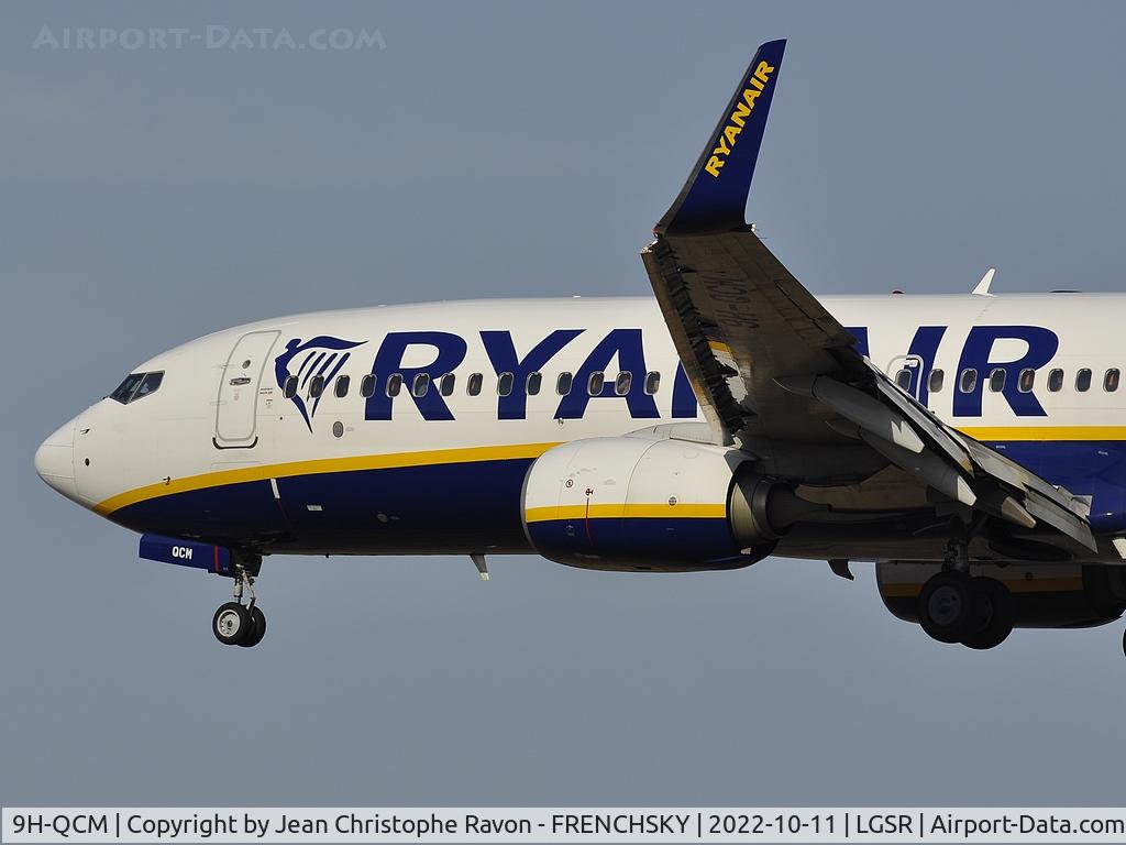 9H-QCM, 2016 Boeing 737-8AS C/N 44737, Malta Air FR570/RYR8HQ landing from Vienna