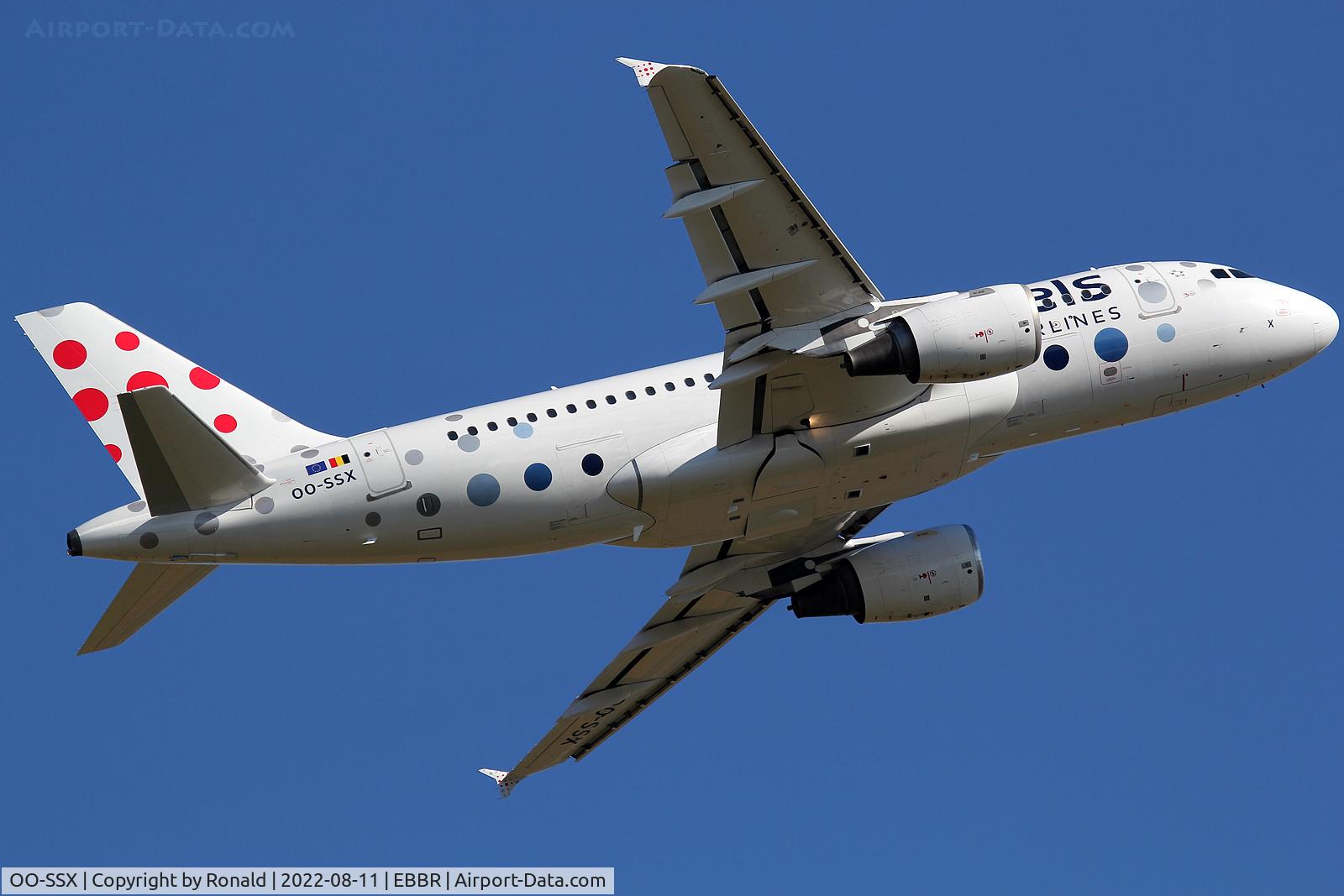OO-SSX, 2004 Airbus A319-111 C/N 2260, at bru