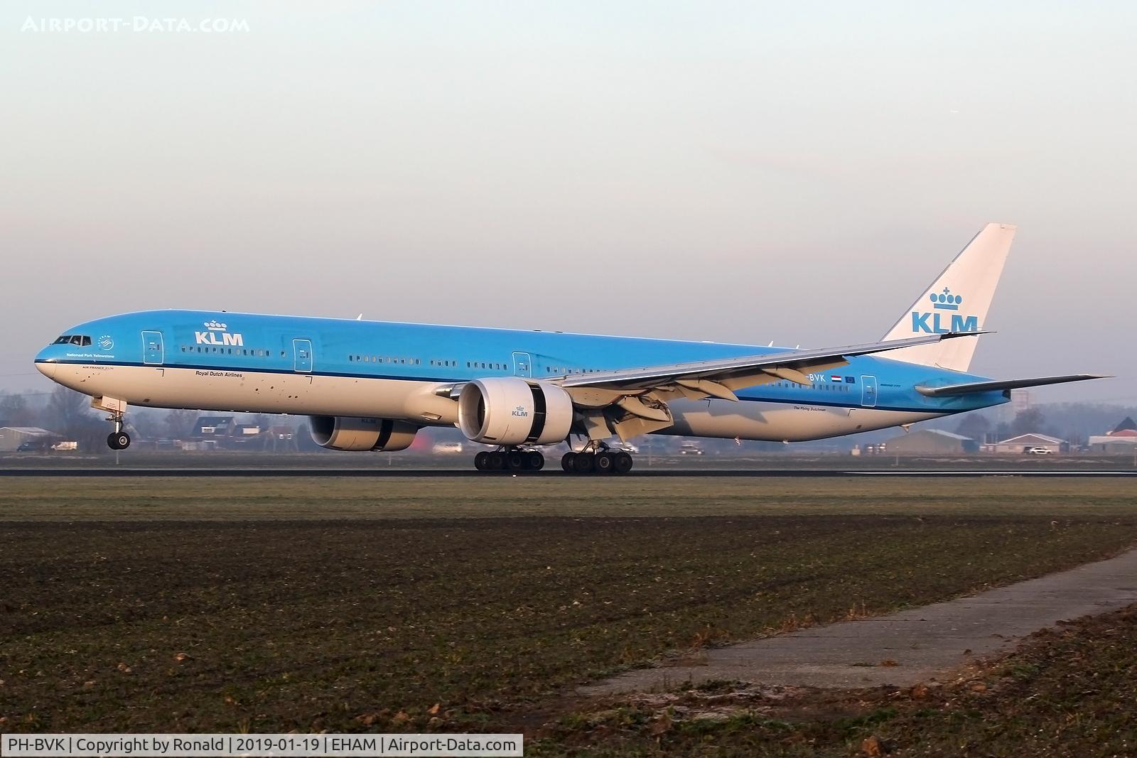 PH-BVK, 2013 Boeing 777-306/ER C/N 42172, at spl