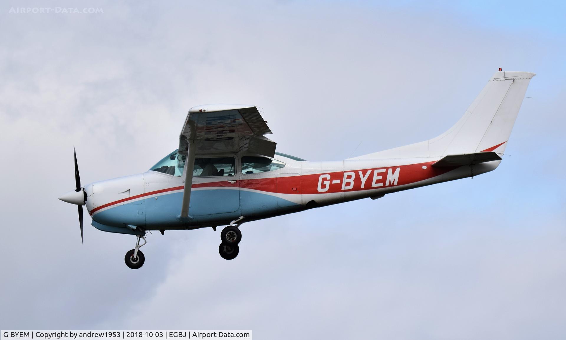 G-BYEM, 1979 Cessna R182 Skylane RG C/N R182-00822, G-BYEM at Gloucestershire Airport.