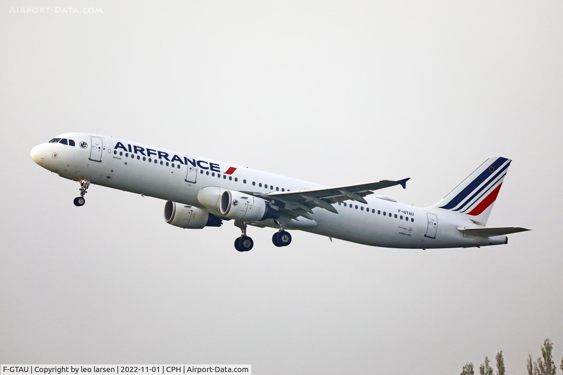 F-GTAU, 2009 Airbus A321-212 C/N 3814, Copenhagen 1.11.2022