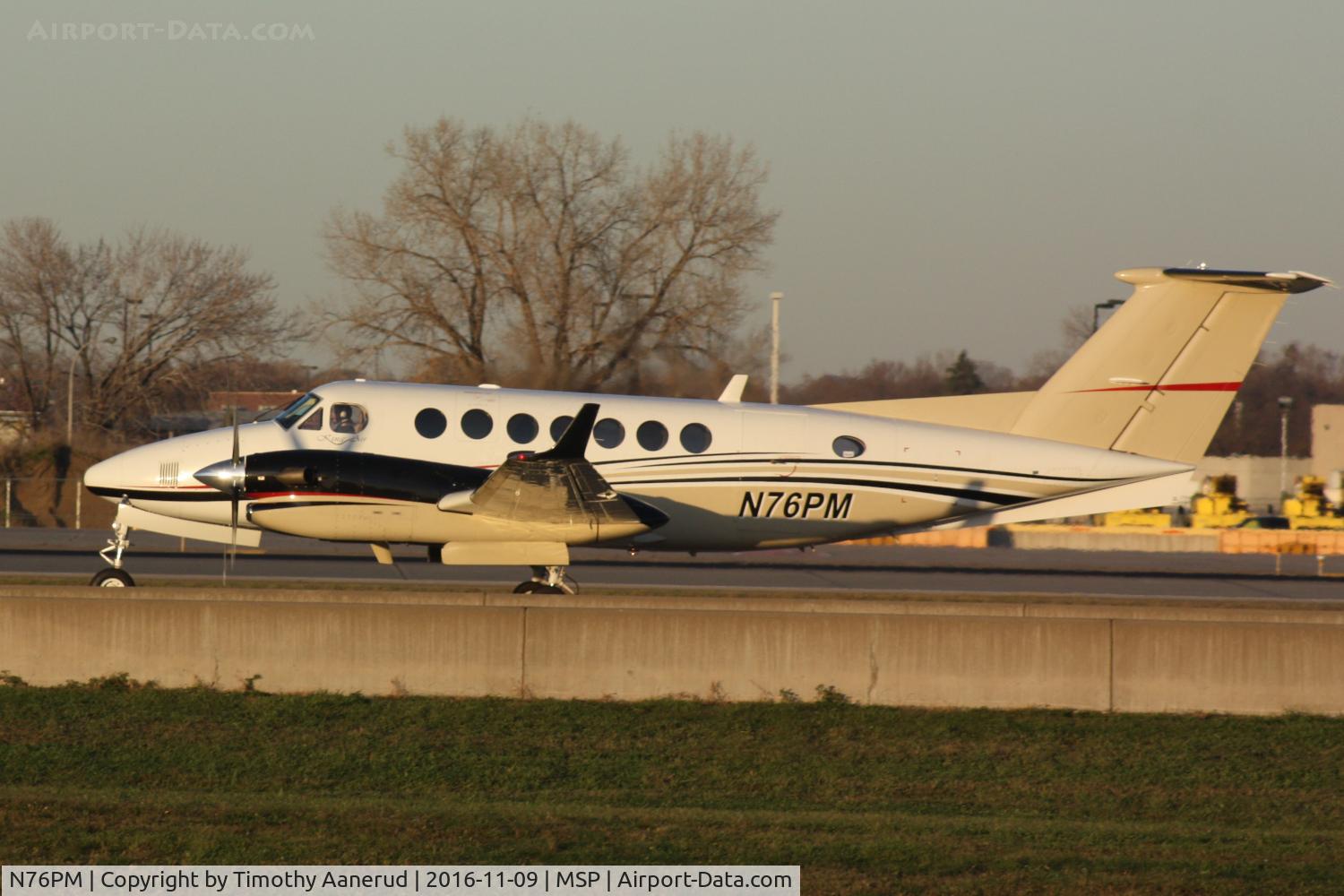 N76PM, 1998 Raytheon Aircraft Company B300 C/N FL-200, 1998 Raytheon Aircraft Company B300, c/n: FL-200