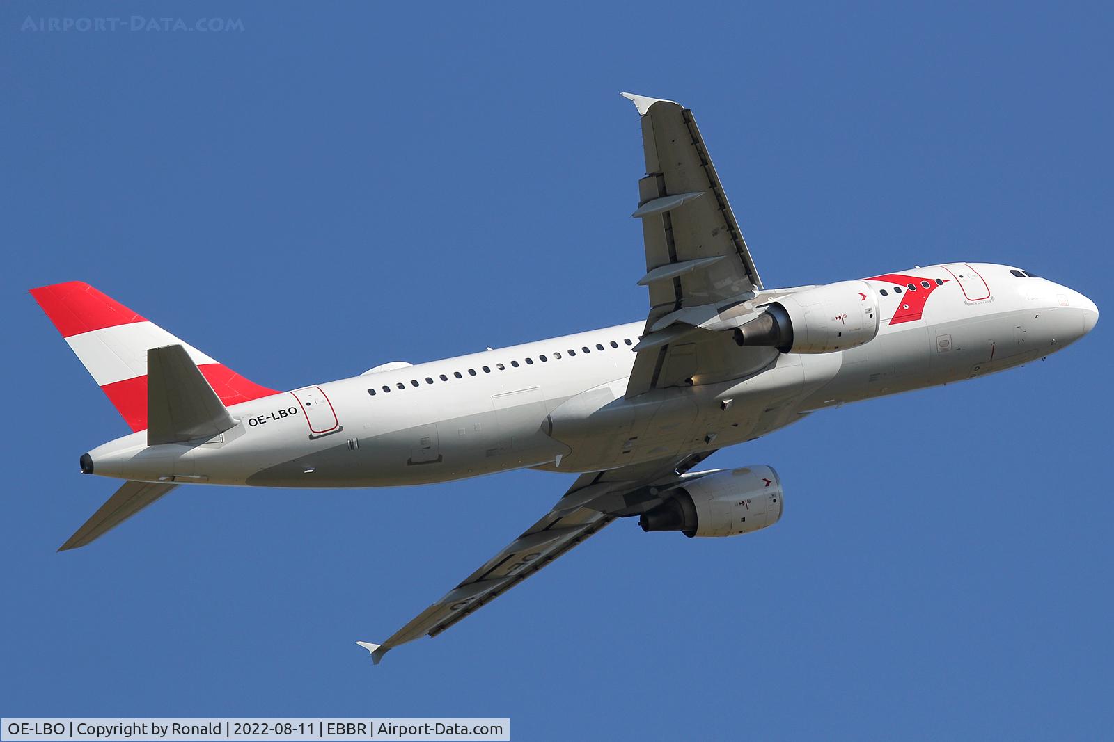 OE-LBO, 1998 Airbus A320-214 C/N 776, at bru