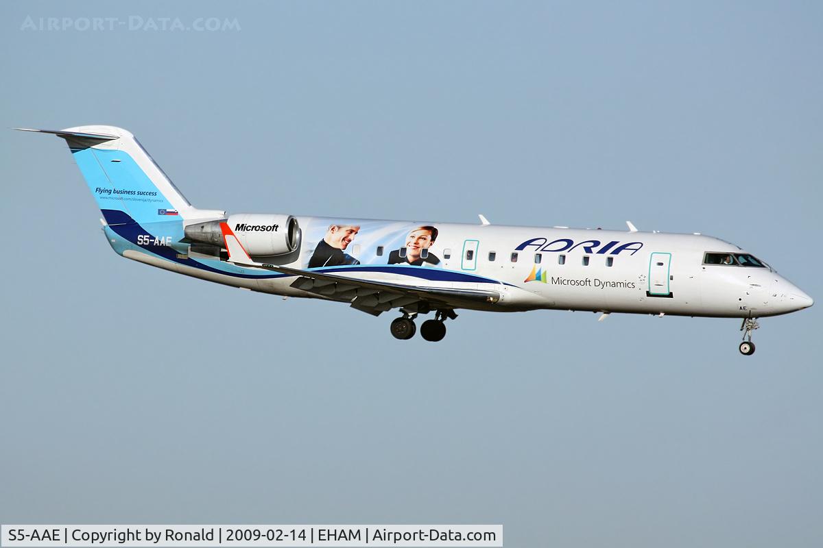 S5-AAE, 1998 Canadair CRJ-200LR (CL-600-2B19) C/N 7170, at spl
