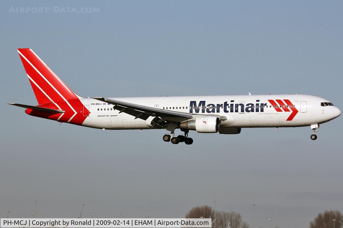 PH-MCJ, 1993 Boeing 767-33A C/N 25535, at spl