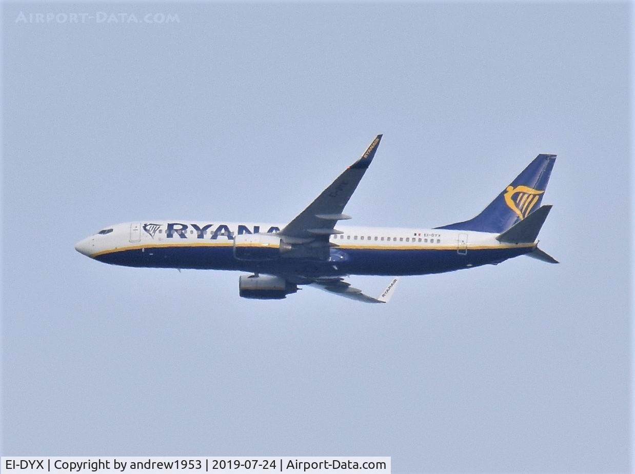 EI-DYX, 2008 Boeing 737-8AS C/N 37517, EI-DYX over the Bristol Channel.
