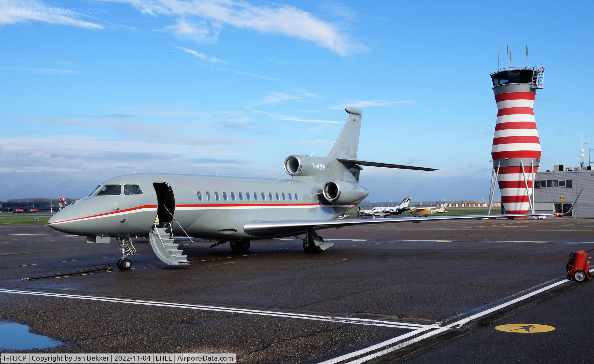 F-HJCP, 2015 Dassault Falcon 7X C/N 261, Lelystad Airport. In its new Indonesian livery short before its first flight in this livery