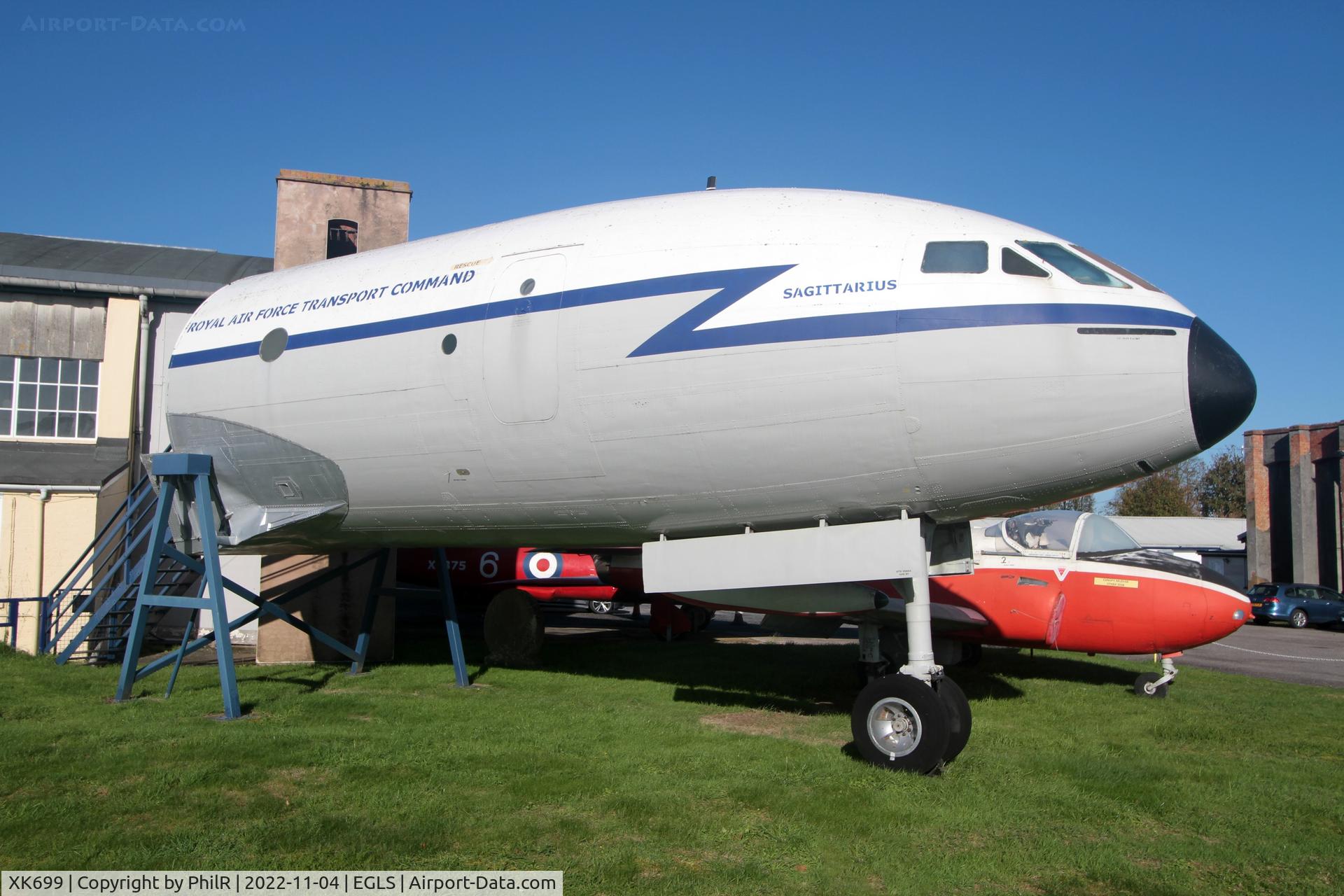 XK699, 1956 De Havilland DH.106 Comet C.2 C/N 6035, XK699 (7971M) 1957 DH106 Comet C2 BDAC Old Sarum