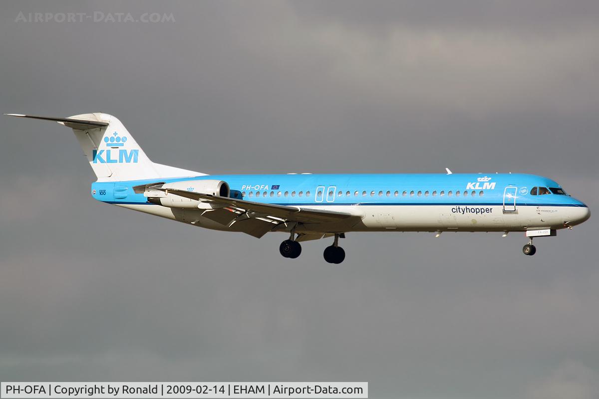 PH-OFA, 1988 Fokker 100 (F-28-0100) C/N 11246, at spl