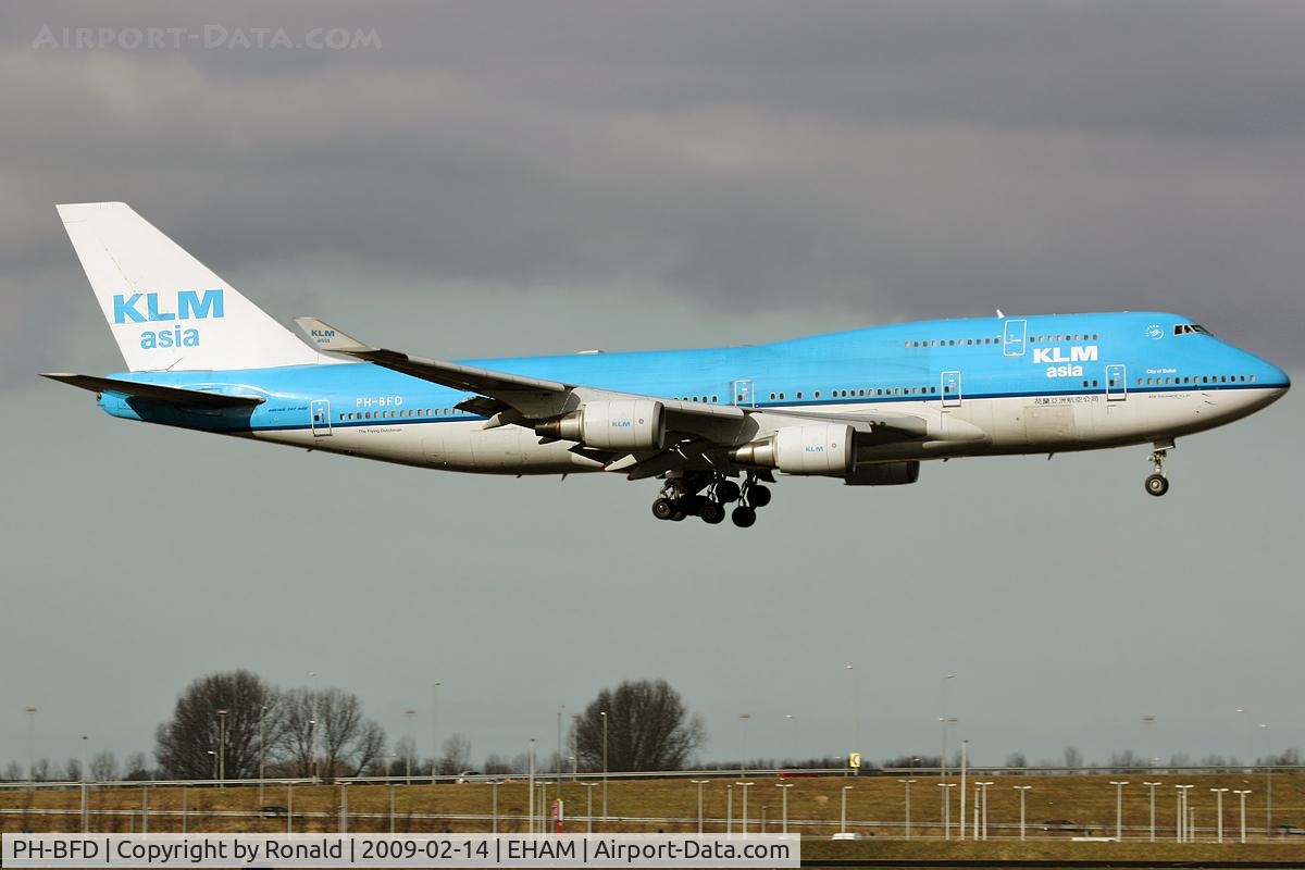PH-BFD, 1989 Boeing 747-406BC C/N 24001, at spl