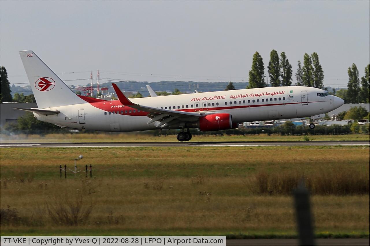 7T-VKE, 2010 Boeing 737-8D6 C/N 40859, Boeing 737-8D6, Landing rwy 06, Paris-Orly airport (LFPO-ORY)