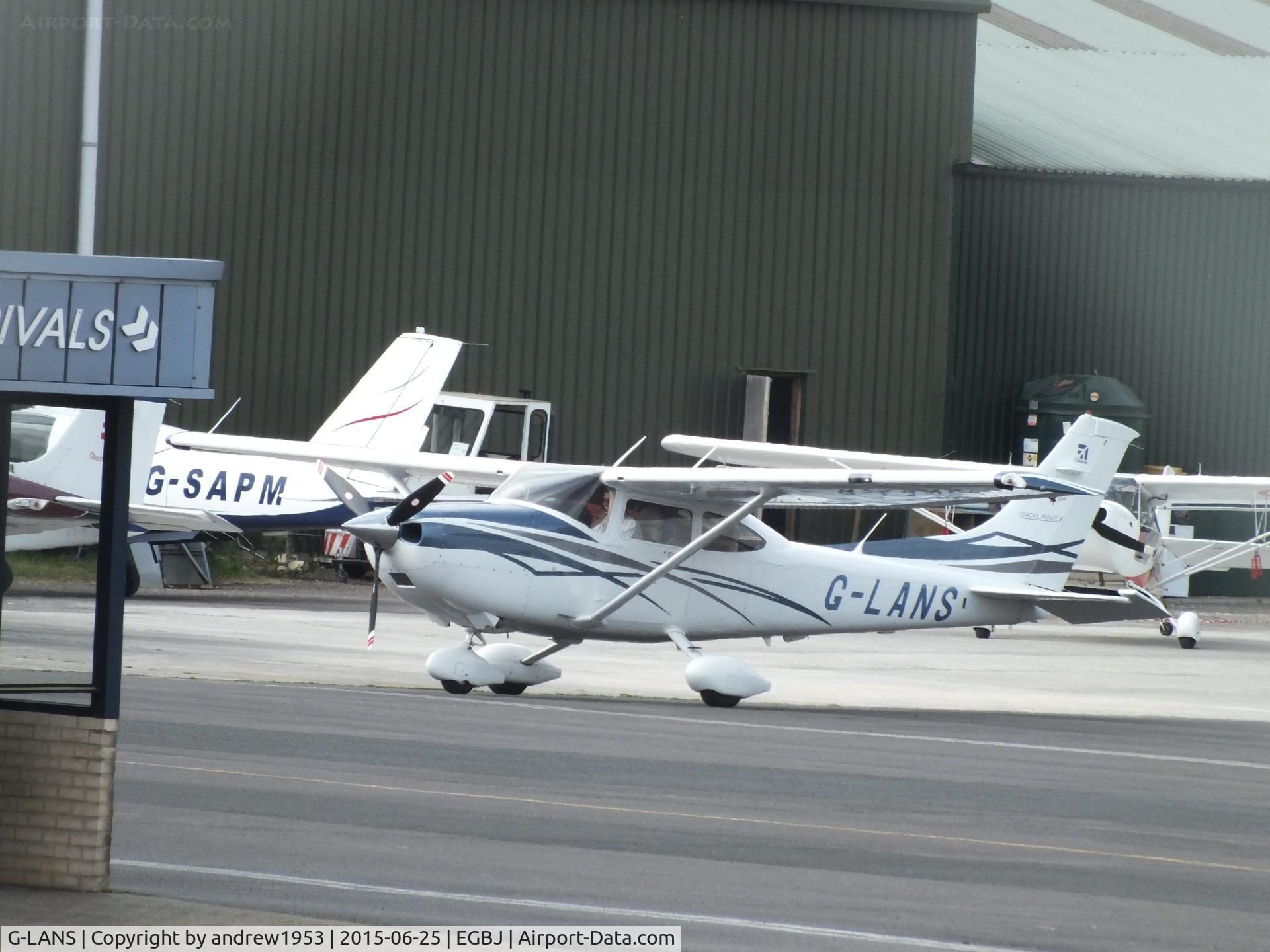 G-LANS, 2007 Cessna 182T Skylane C/N 18281910, G-LANS at Gloucestershire Airport.