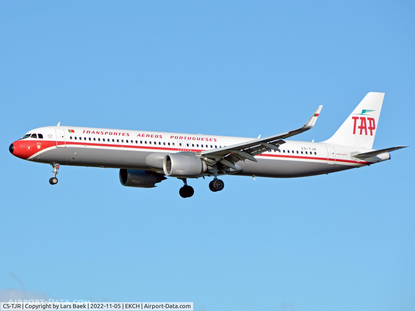 CS-TJR, 2020 Airbus A321-251NX C/N 10105, RWY 22L