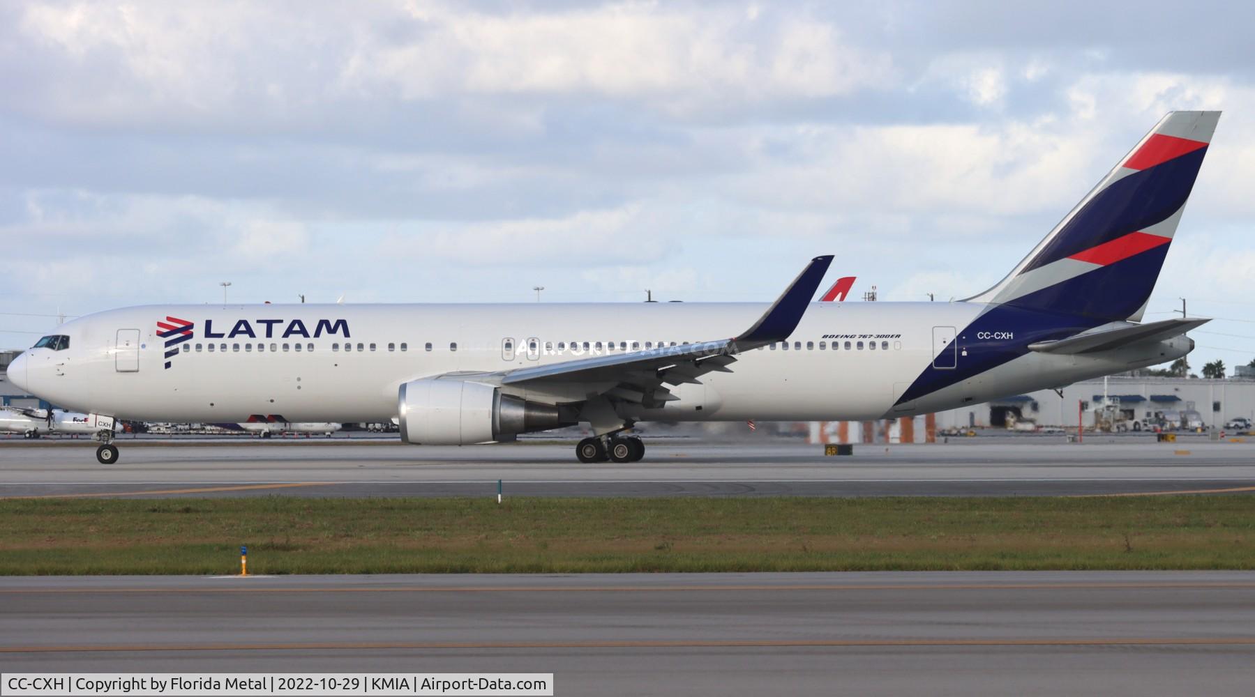 CC-CXH, 2008 Boeing 767-316/ER C/N 35698, MIA 2022