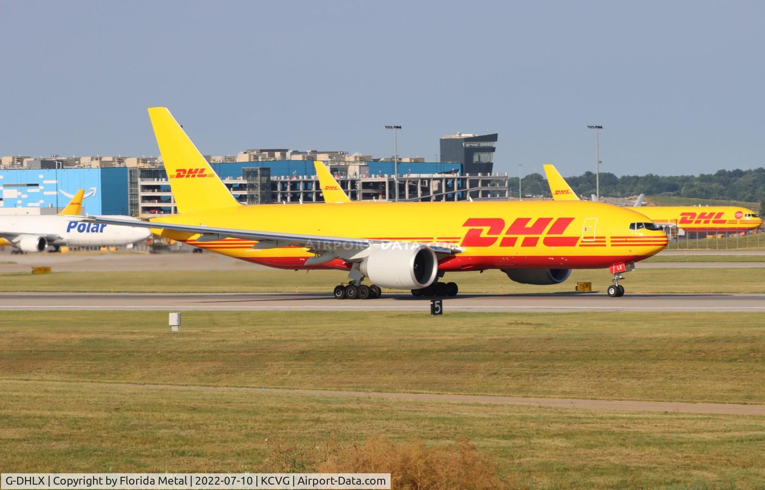 G-DHLX, 2022 Boeing 777F C/N 67139, DHL UK 777