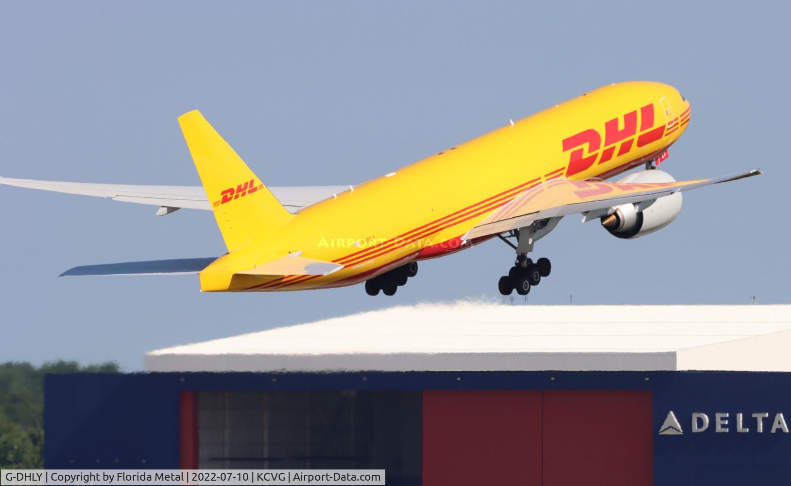 G-DHLY, 2022 Boeing 777F C/N 67138, DHL UK