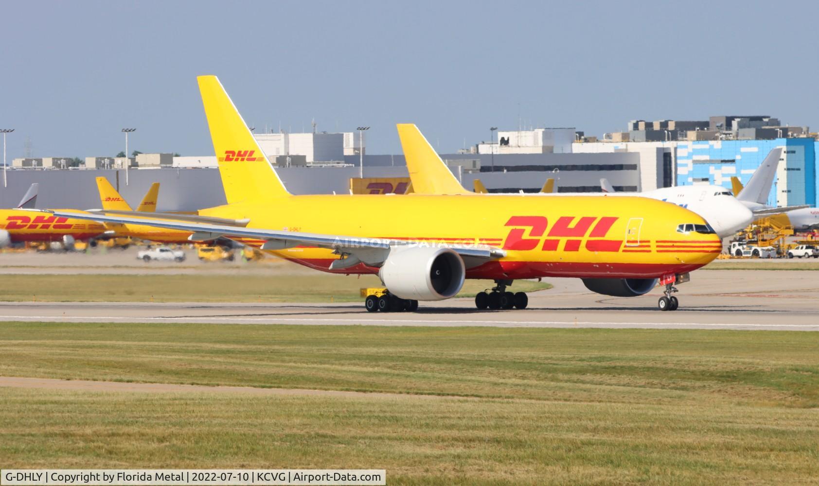 G-DHLY, 2022 Boeing 777F C/N 67138, CVG 2022