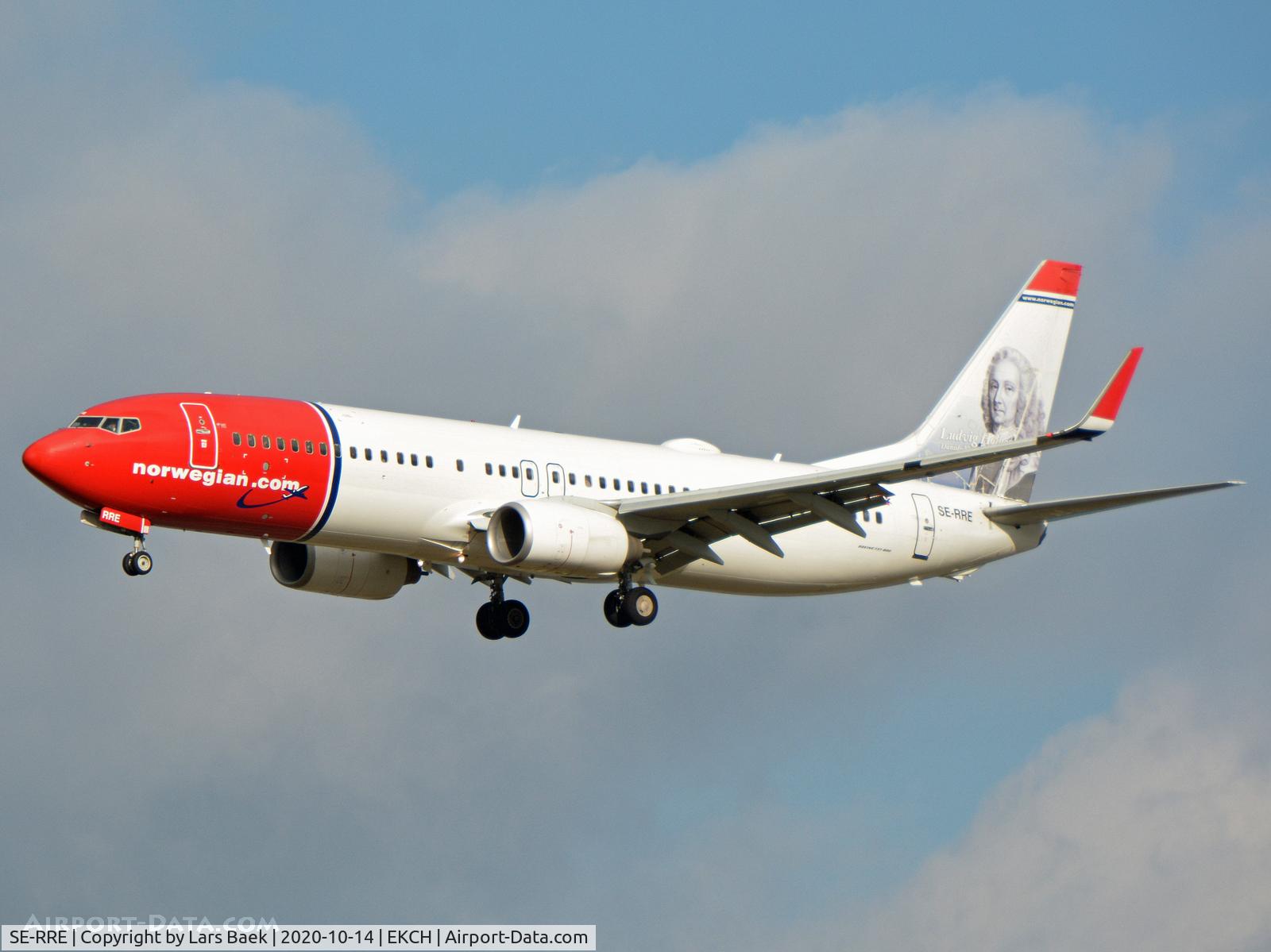 SE-RRE, 2010 Boeing 737-8JP C/N 39003, RWY22L