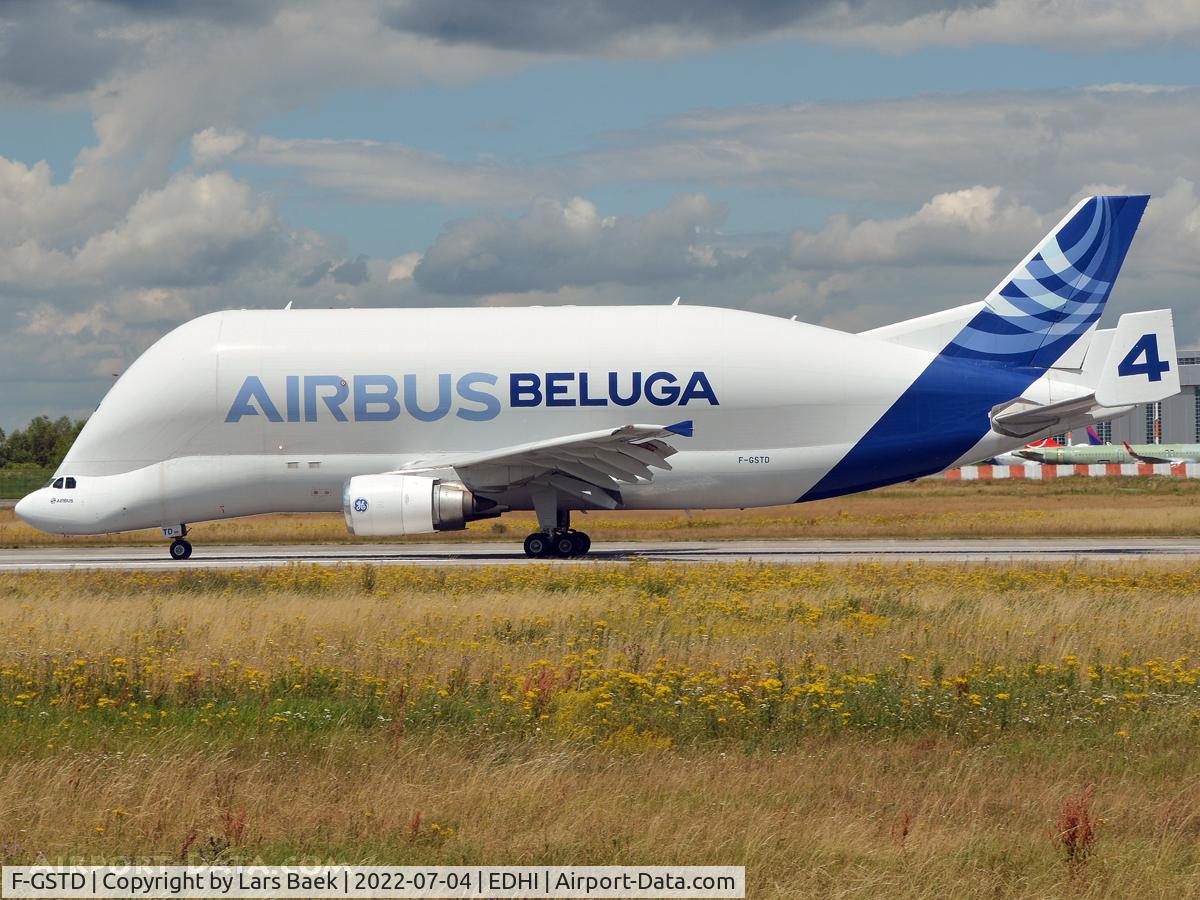 F-GSTD, 1998 Airbus A300B4-608ST Beluga C/N 776, Just landed
