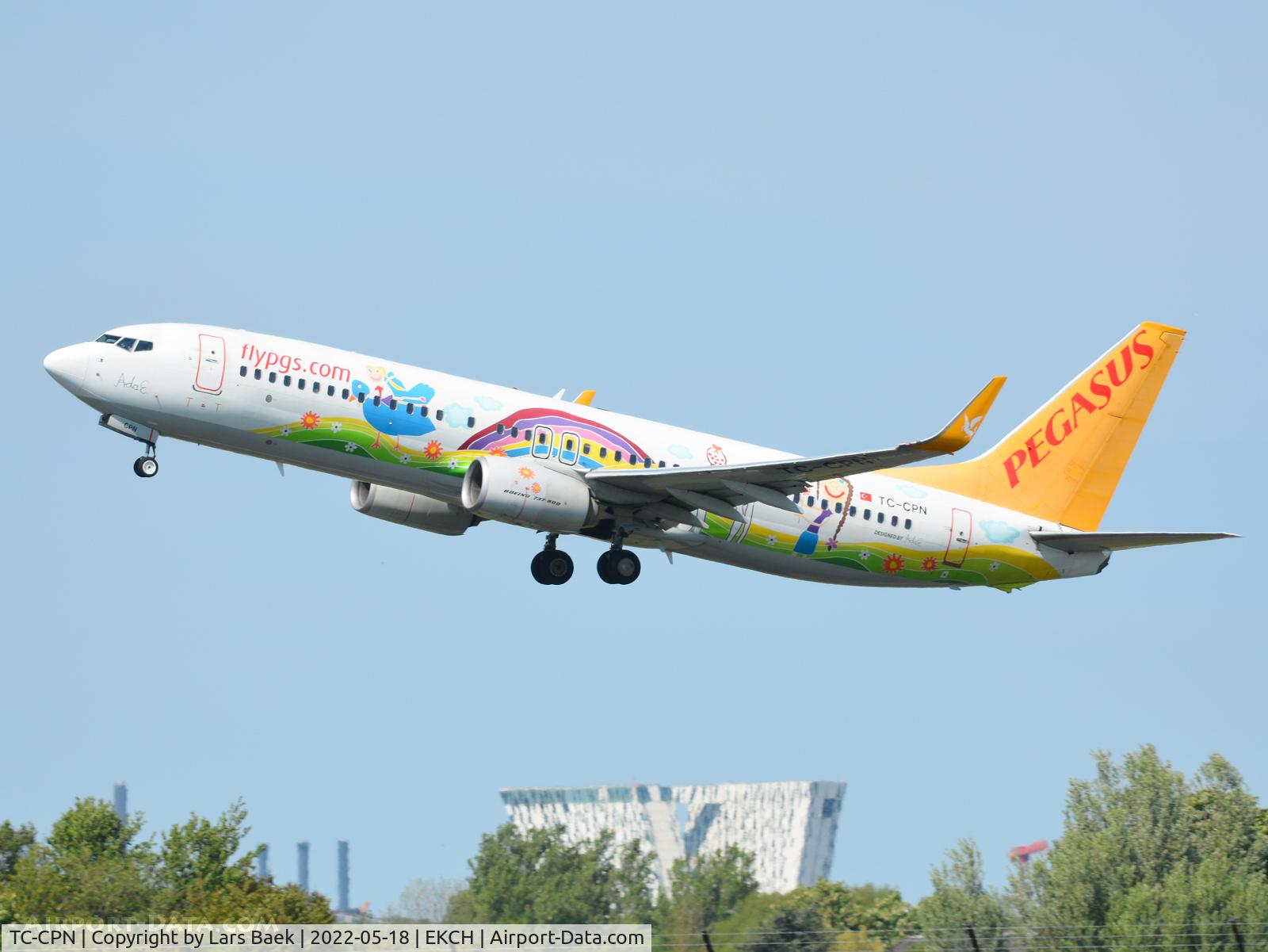 TC-CPN, 2015 Boeing 737-85R C/N 40013, RWY22R from St. Magleby